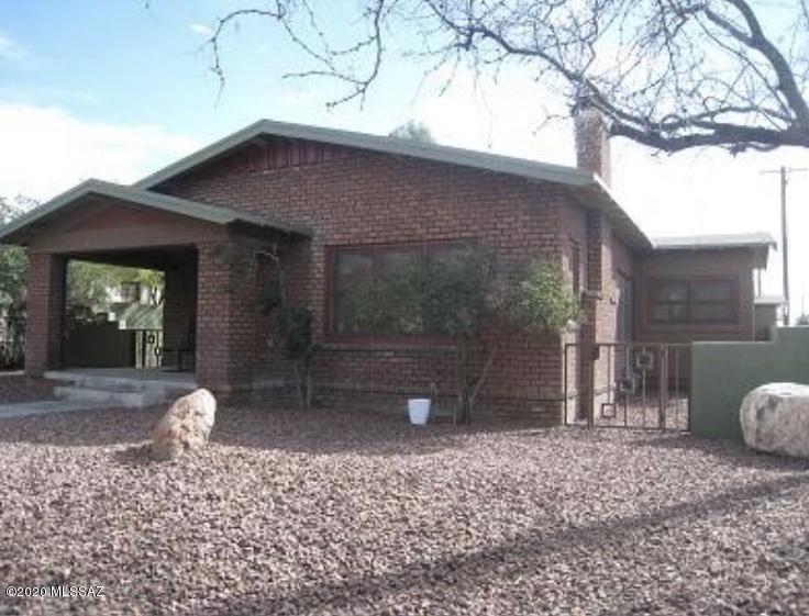 This Luxury private home is a short walk to the University of Arizona and University Ave. The home features, 9' ceilings, sky lights, and multiple windows to make every room light filled. A beautiful gourmet kitchen with plenty of counter and cabinet space. A spacious master suite with a jetted tub, large walk-in shower with multiple shower heads and sprays, and a large walk-in closet. The home also includes a second ''Junior Suite'', with Clawfoot bathtub/shower combination. A large great room, a breakfast nook surrounded by windows, and a covered front porch for relaxing. Central air conditioning and all appliances. The spacious back yard includes a patio and room for 3 cars to park behind the private gate.

This home will be available for occupancy on August 21st. The rental rate is $2,000 per month and the security deposit is $2,000. The owner may consider 1 pet. If the pet is approved, there is a $20.00 monthly pet fee, plus the $150 of additional deposit. Unless otherwise requested by the resident, our residents are automatically enrolled in our Utility and Maintenance Reduction Program. This program costs $25 per month. It typically saves residents up to 15% of their utility costs, which more than covers the cost of the program.

Every adult age 18 and over must complete an application. The application fee is $55 per adult. The application process includes credit, criminal, previous rental history, employment, and income verification.

Our minimum rental requirements include the following:

1. The applicants' household verifiable gross monthly income must be 3 times the rental rate. If you are concerned about insufficient income, you may be able to address this concern by adding a cosigner or offering additional security deposit. Contact us for details.
2. All our homes are offered as non-smoking. No smoking is allowed on the premises, inside or outside the home.
3. Reasonable credit. If you are concerned about challenged credit, you may be able to address this concern by adding a cosigner or offering additional security deposit. Contact us for details.
4. We do not accept Section 8.
5. No evictions for the past 3 years. If you have an eviction within this time period, you may be able to address this concern by adding a cosigner or offering additional security deposit. Contact us for details.
6. No felonies for the past 10 years related to property damage, illegal substance manufacturing or distribution, or assault. Other criminal activity may be grounds for denial.
7. All pets are subject to approval.
8. No bankruptcies that have not already been discharged.
9. All current or pending collection accounts owed to any utility companies must be paid in full, with no exception and must provide a receipt from the collection agency or utility company stating the collection fee has been paid or settled.

Blue Fox Properties is an Equal Opportunity Housing provider. We are also licensed REALTORS.