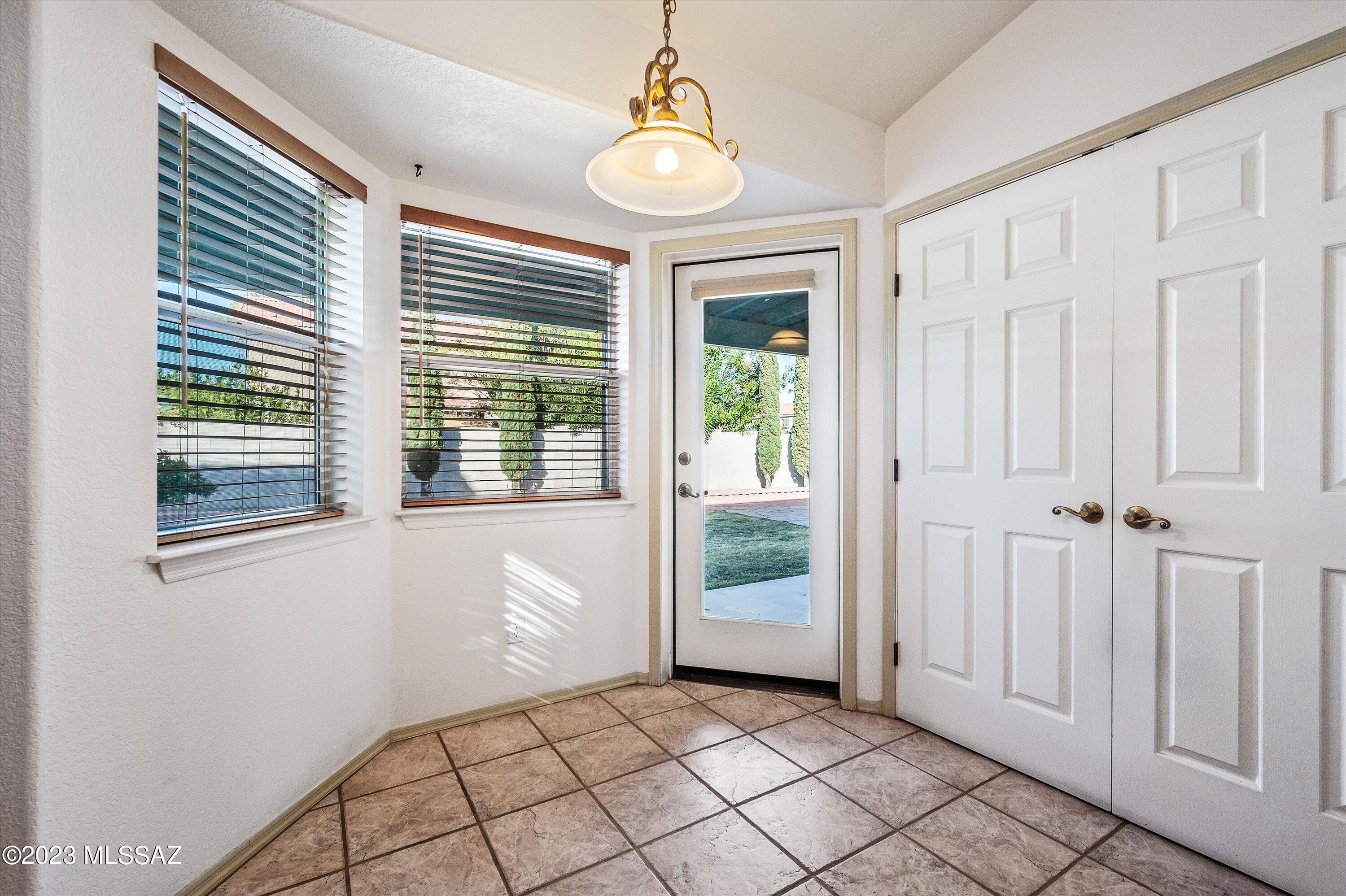Richmond Place II (1-39) - Residential