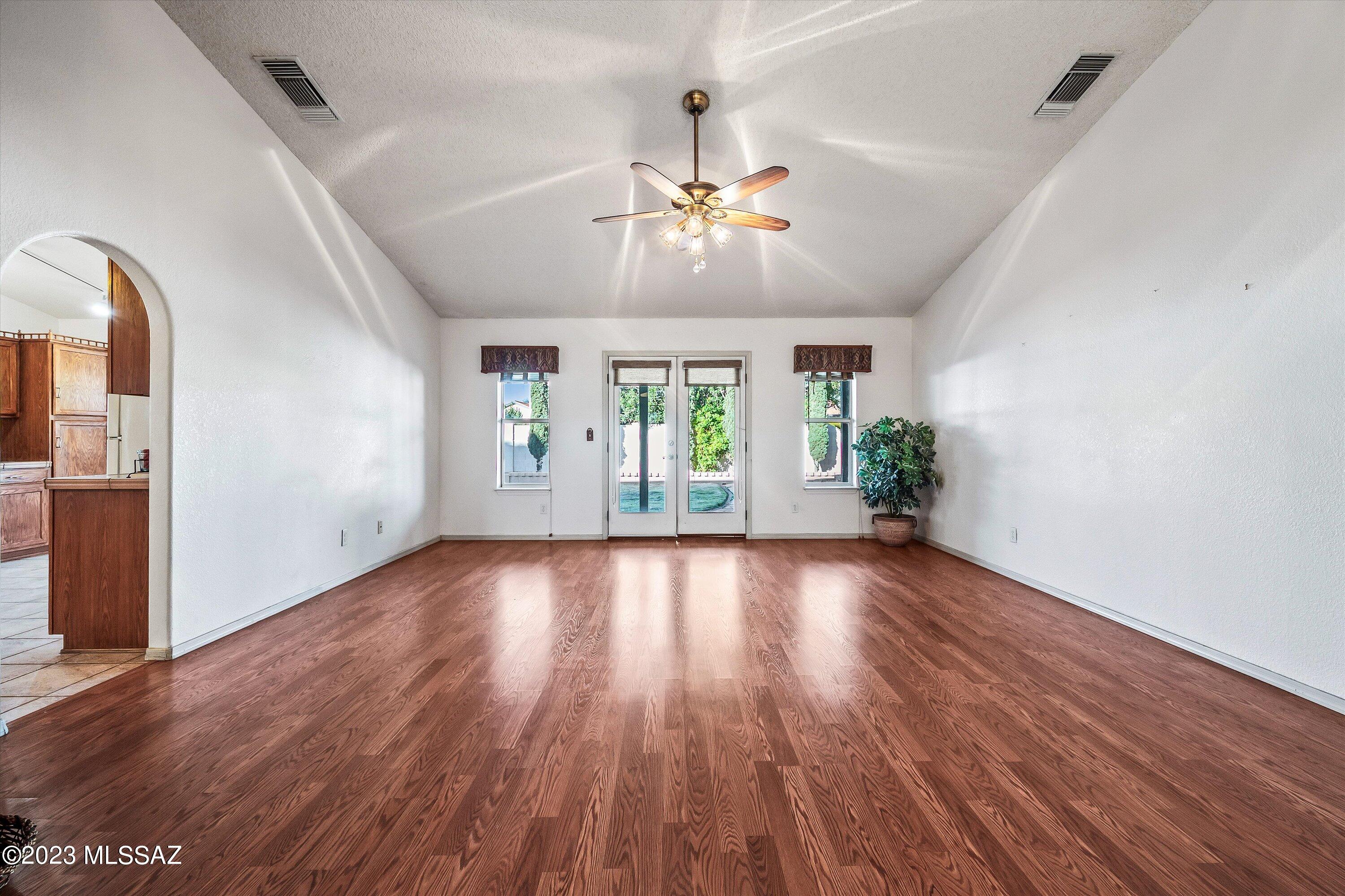 Richmond Place II (1-39) - Residential