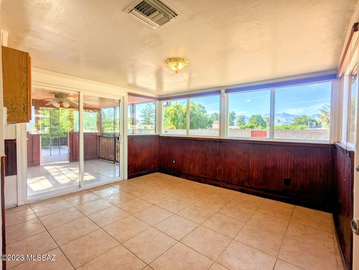 Carriage Hill (1-192) - Residential Lease