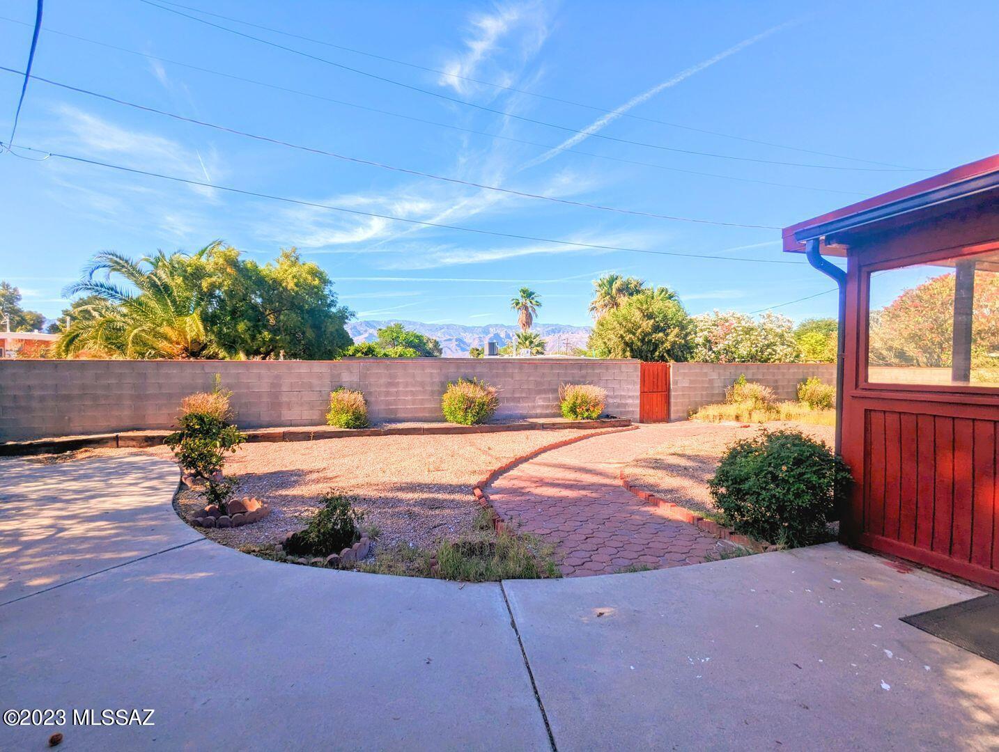 Carriage Hill (1-192) - Residential Lease