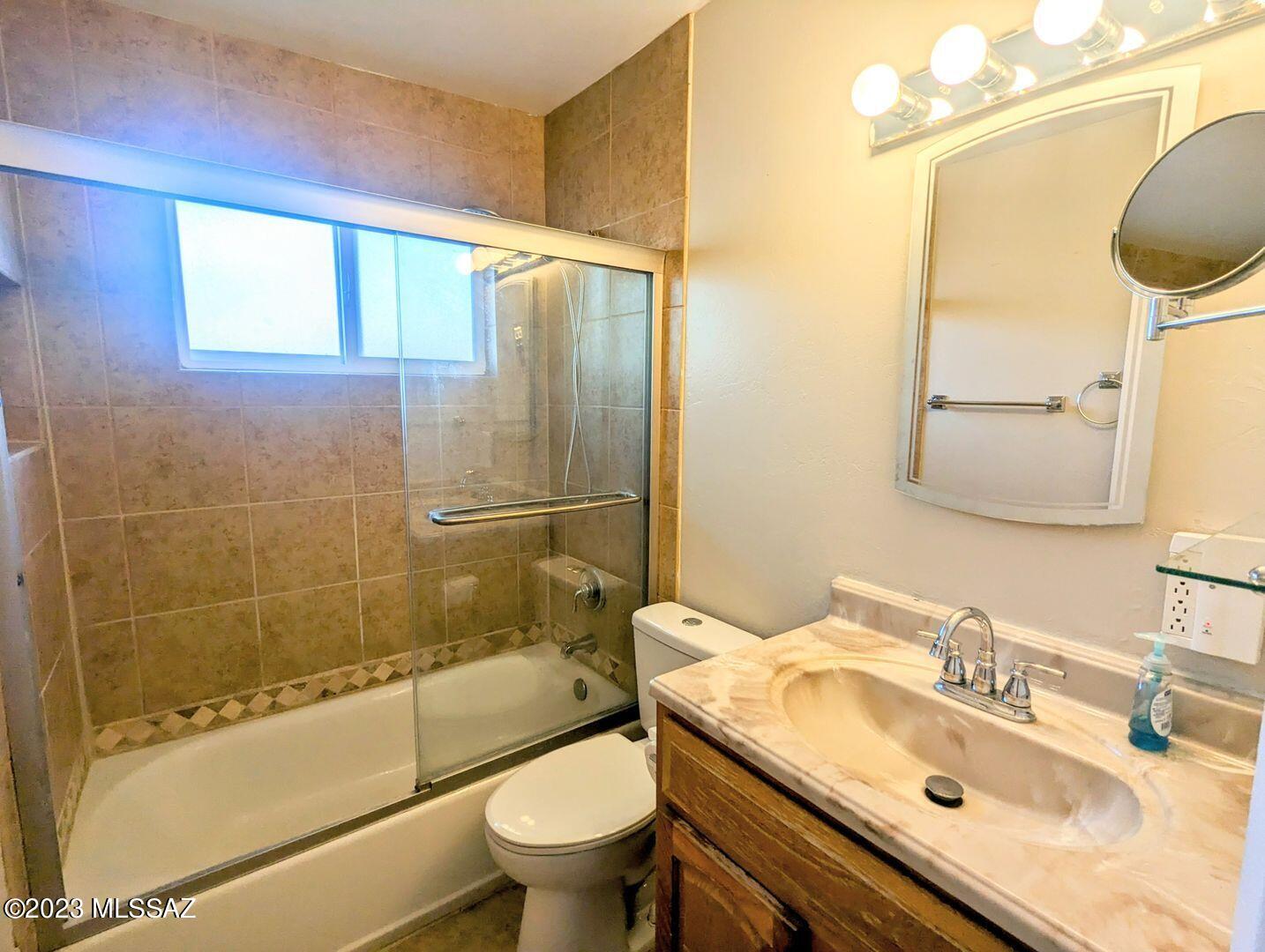 Carriage Hill (1-192) - Residential Lease