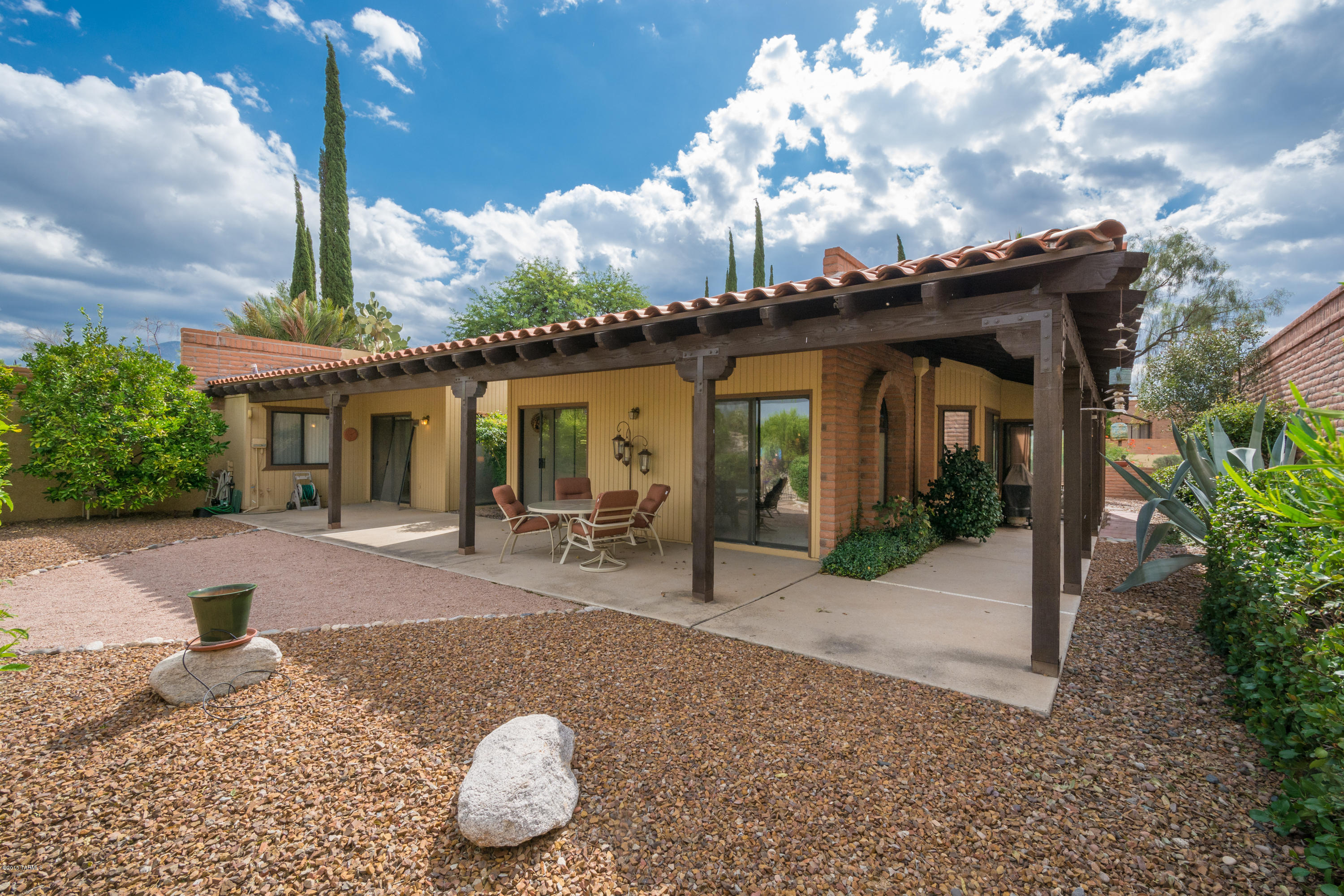 La Cholla Hills(1-313) - Residential
