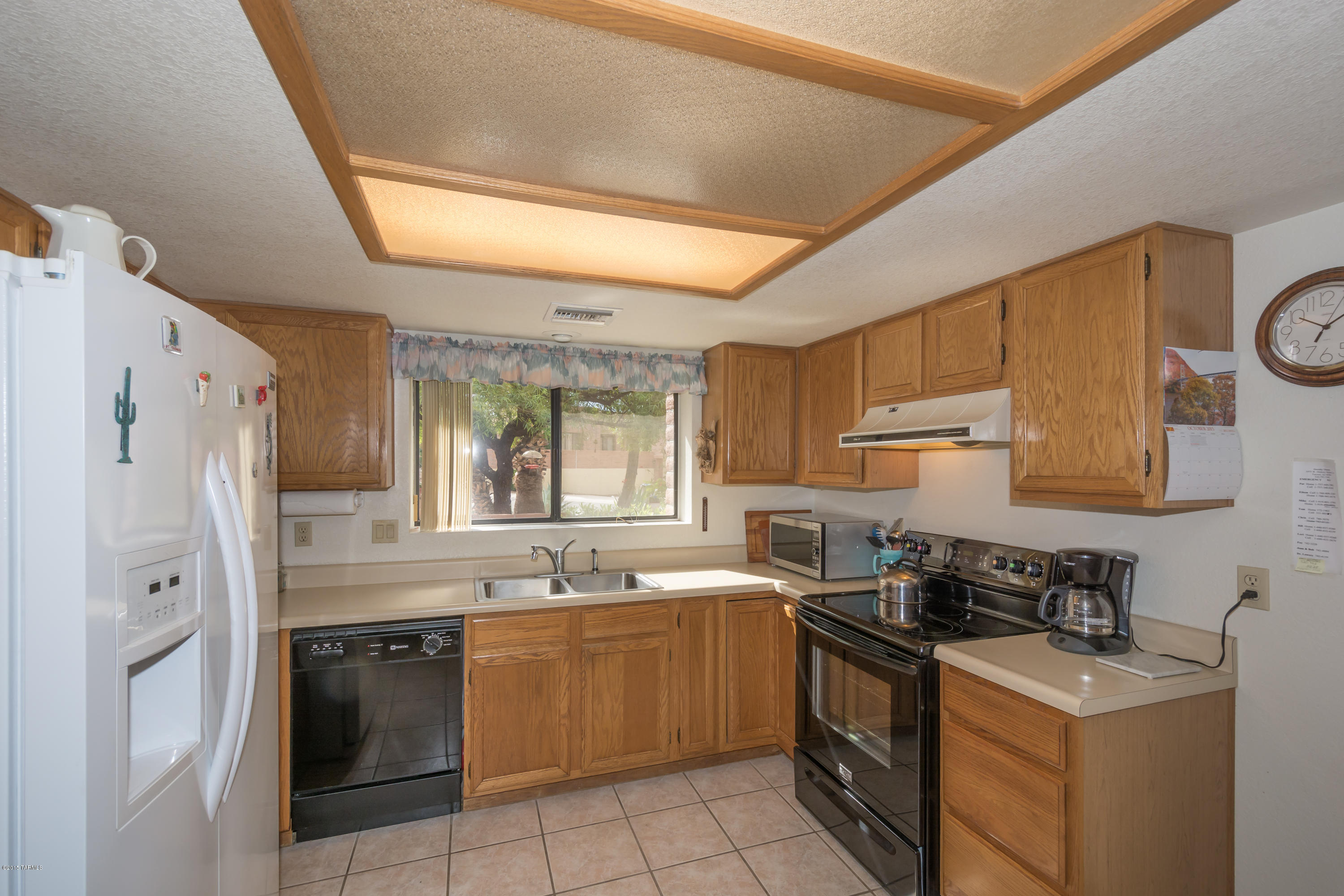 La Cholla Hills(1-313) - Residential