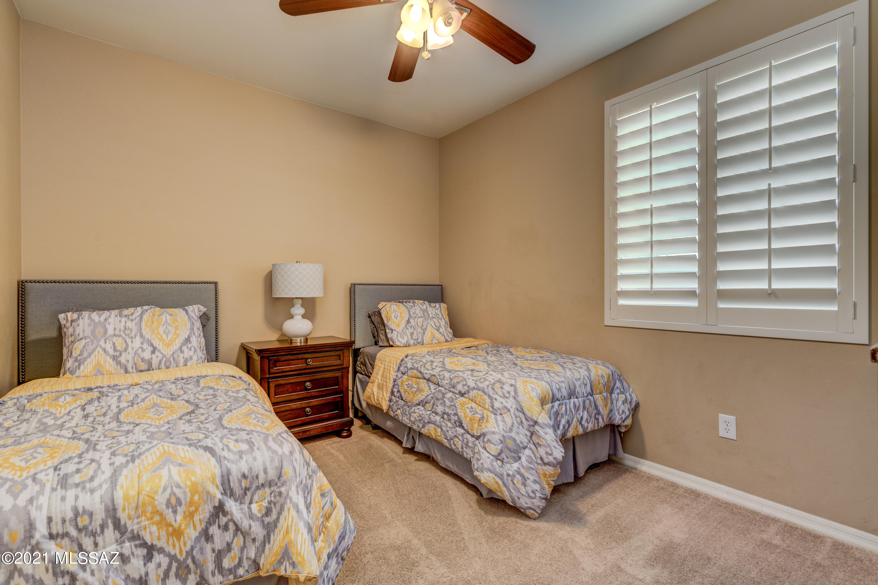 Rancho Vistoso NGHB 10 PCLS S,U & V - Residential