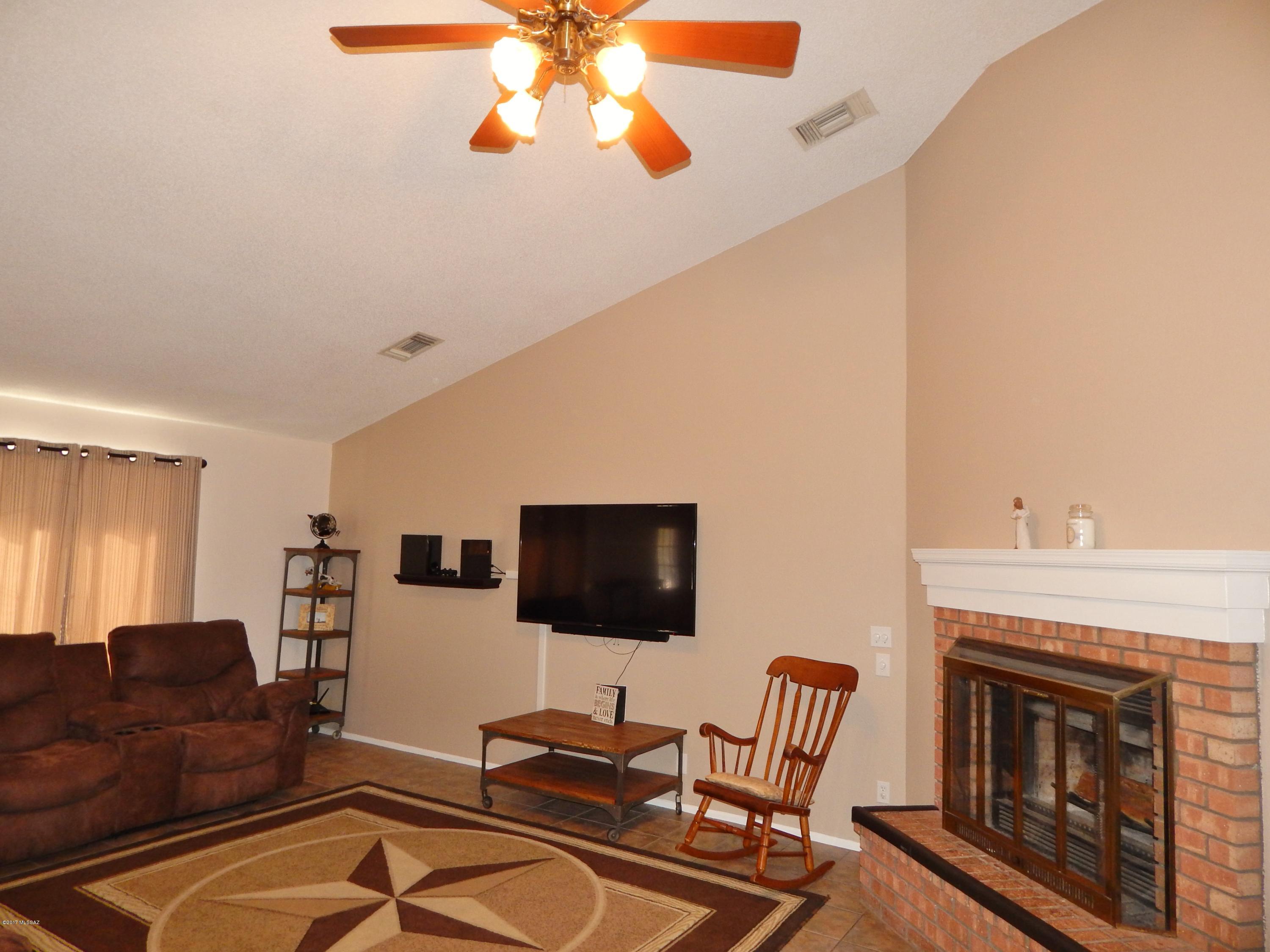 Saguaro Canyon (1-100) - Residential