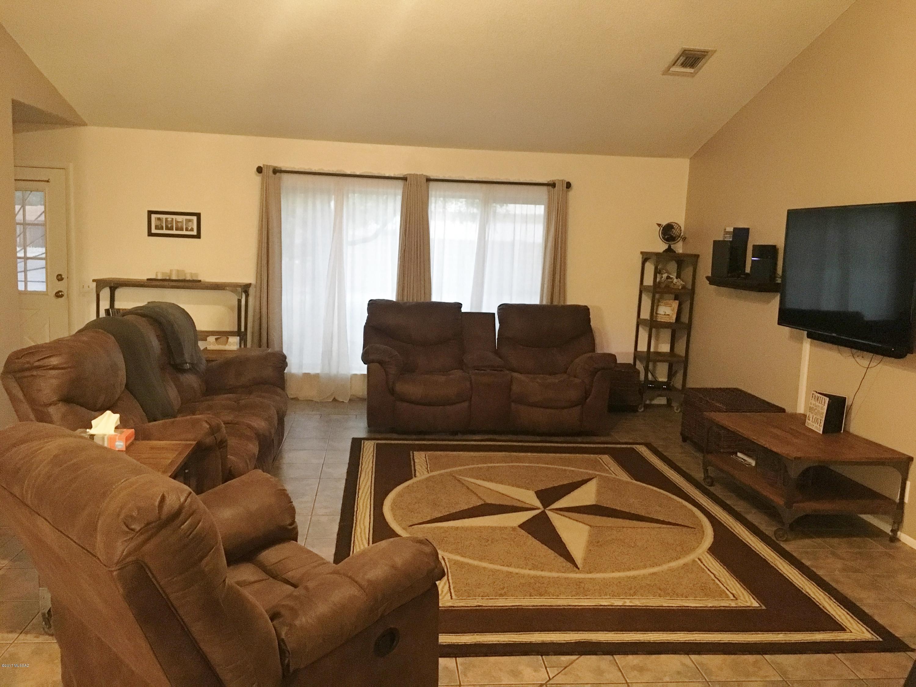 Saguaro Canyon (1-100) - Residential
