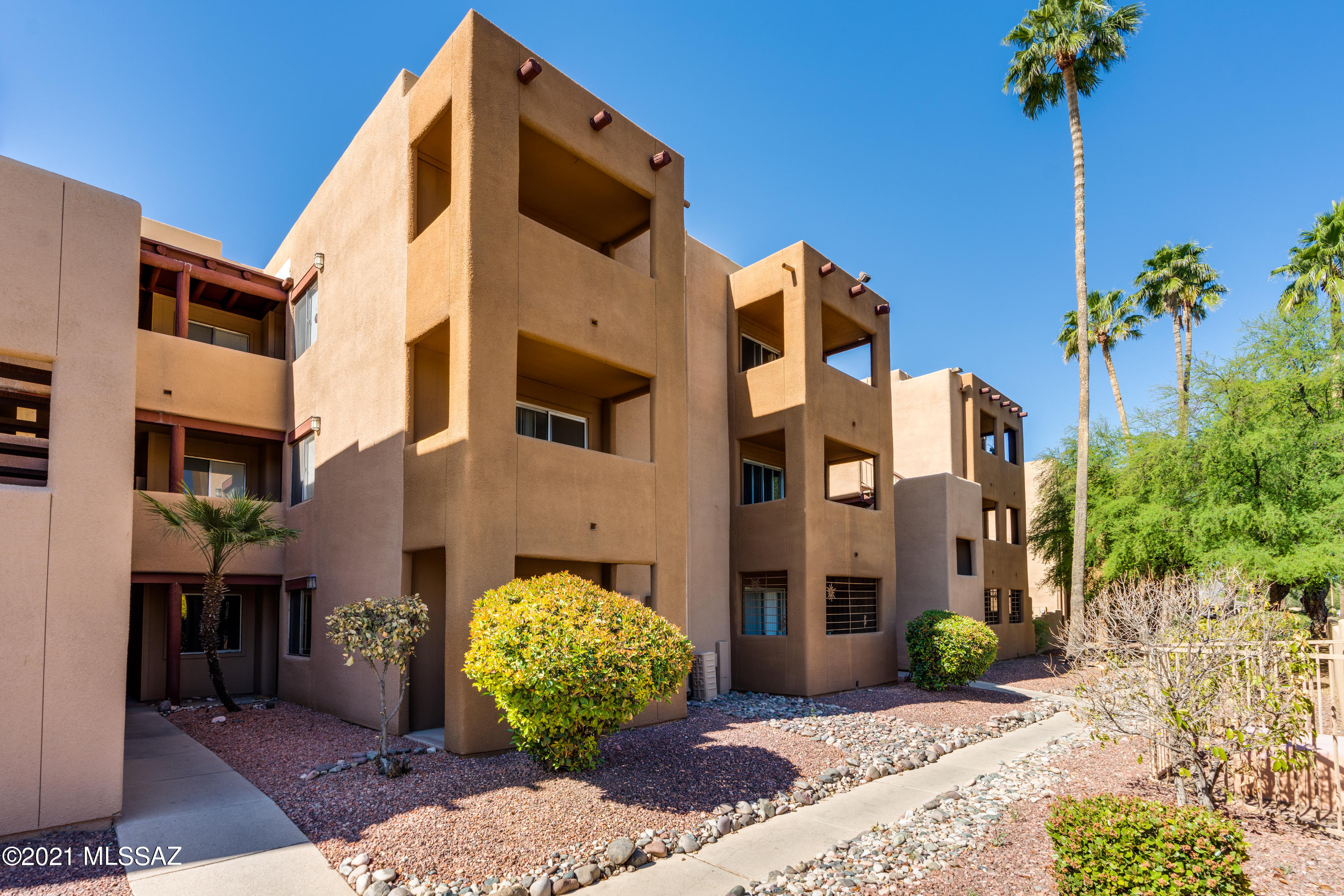 Casa Club Condominium - Residential