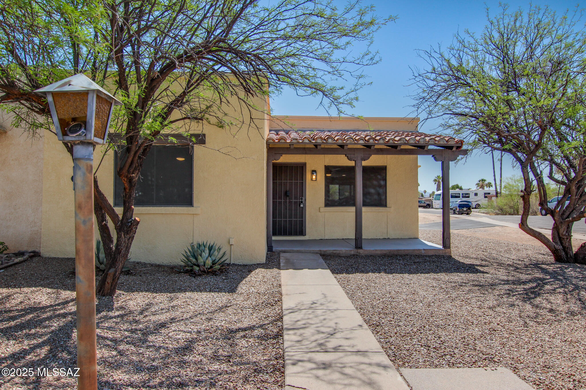 Beautifully updated townhome