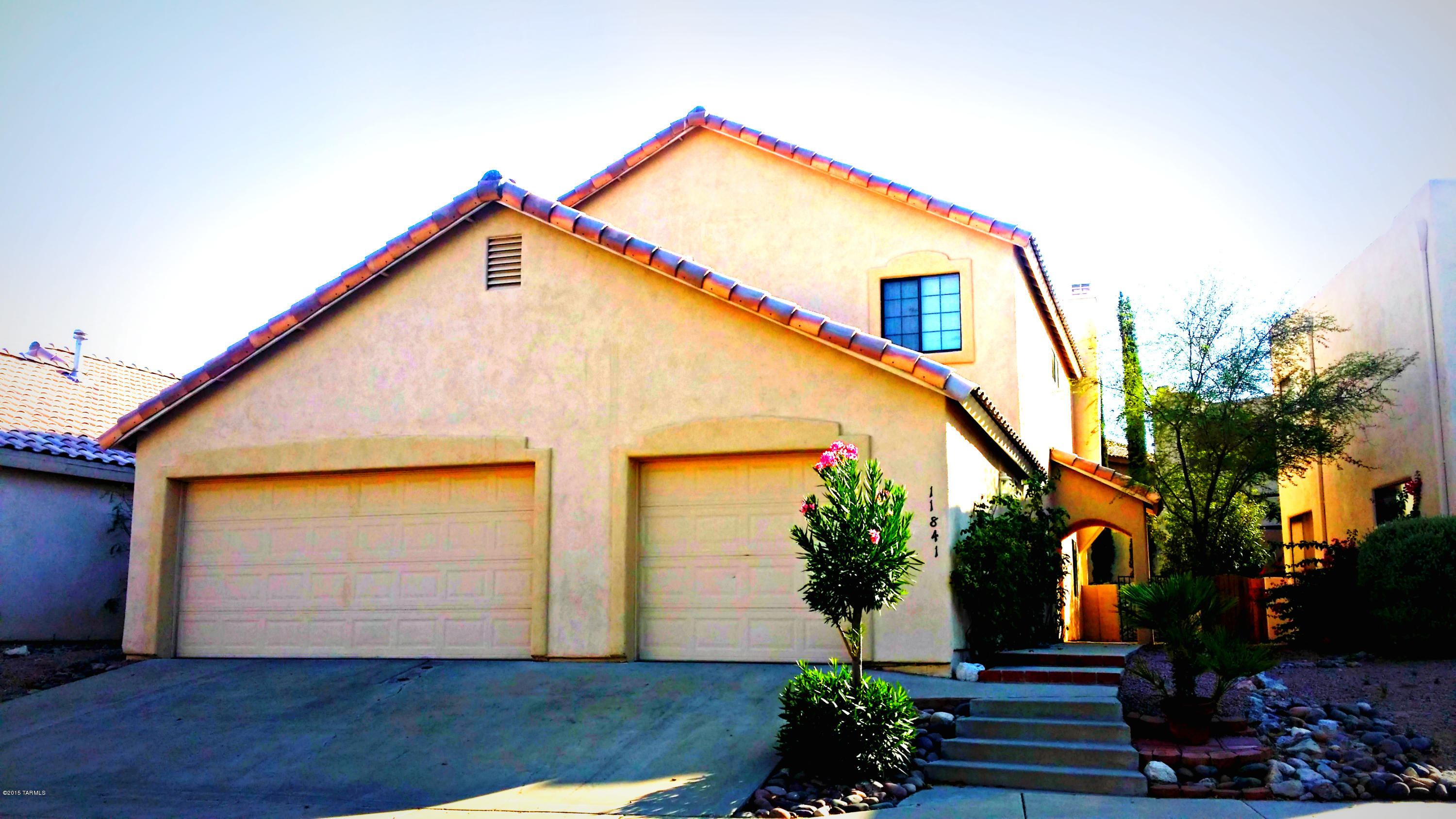 BEAUTIFUL  REMODELED  HOME IN ORO VALLEY, ONE OF THE LOWEST PRICE PER SQFT.  GRANITE COUNTER TOPS, STAINLESS STEEL APPLIANCES, NEW BLINDS, NEW WOODEN FLOORS,  PLUS MUCH MORE. GREAT OPEN FLOOR PLAN WITH LOTS OF NATURAL LIGHT. BEAUTIFUL BACKYARD ,LARGE  COVER PATIO. THIS IS ONE OF THE NICEST HOMES IN THIS AREA FOR THE PRICE.  MOVE IN READY.