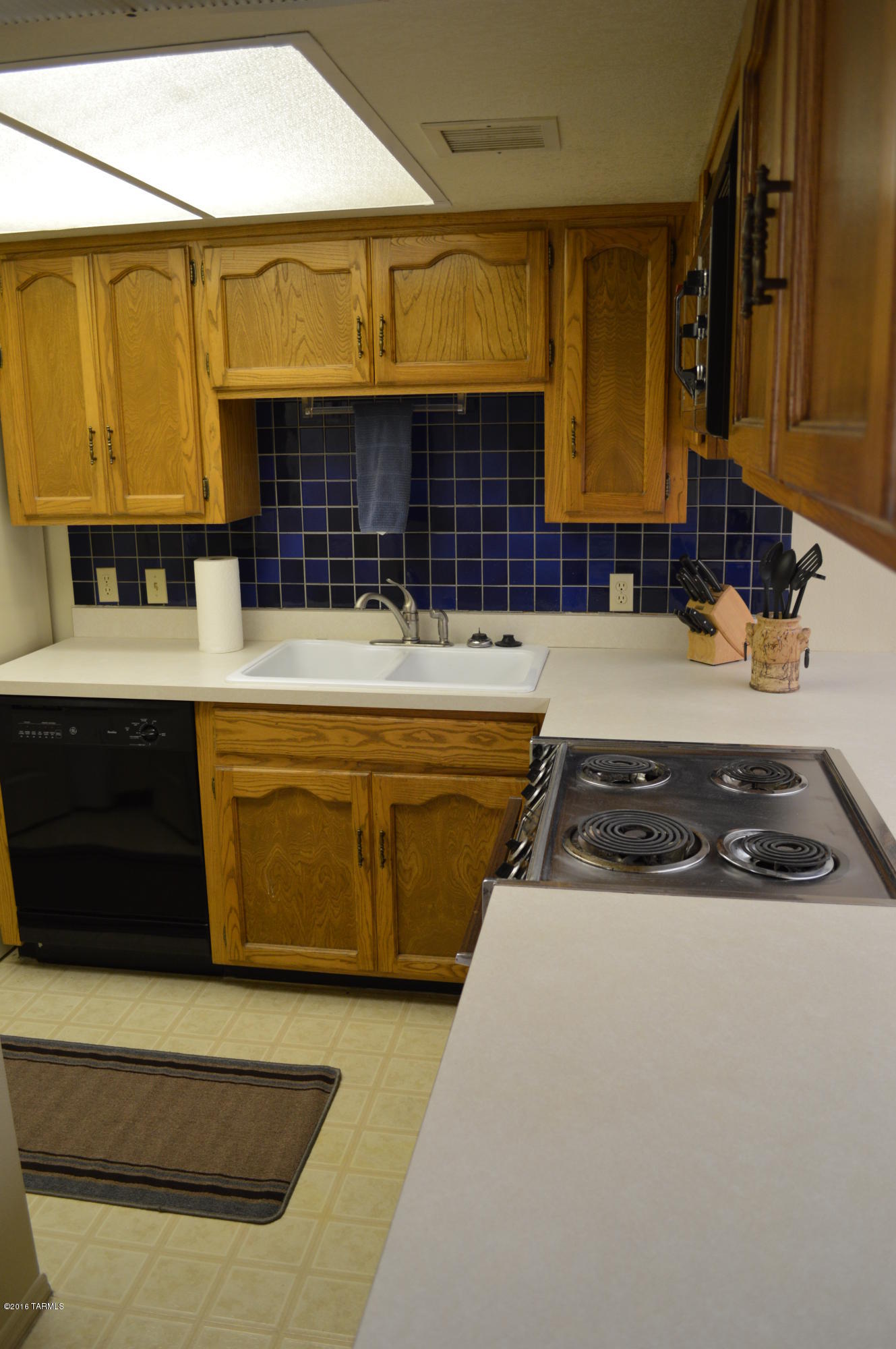 Twelve Hundred River Rd Condos - Residential Lease