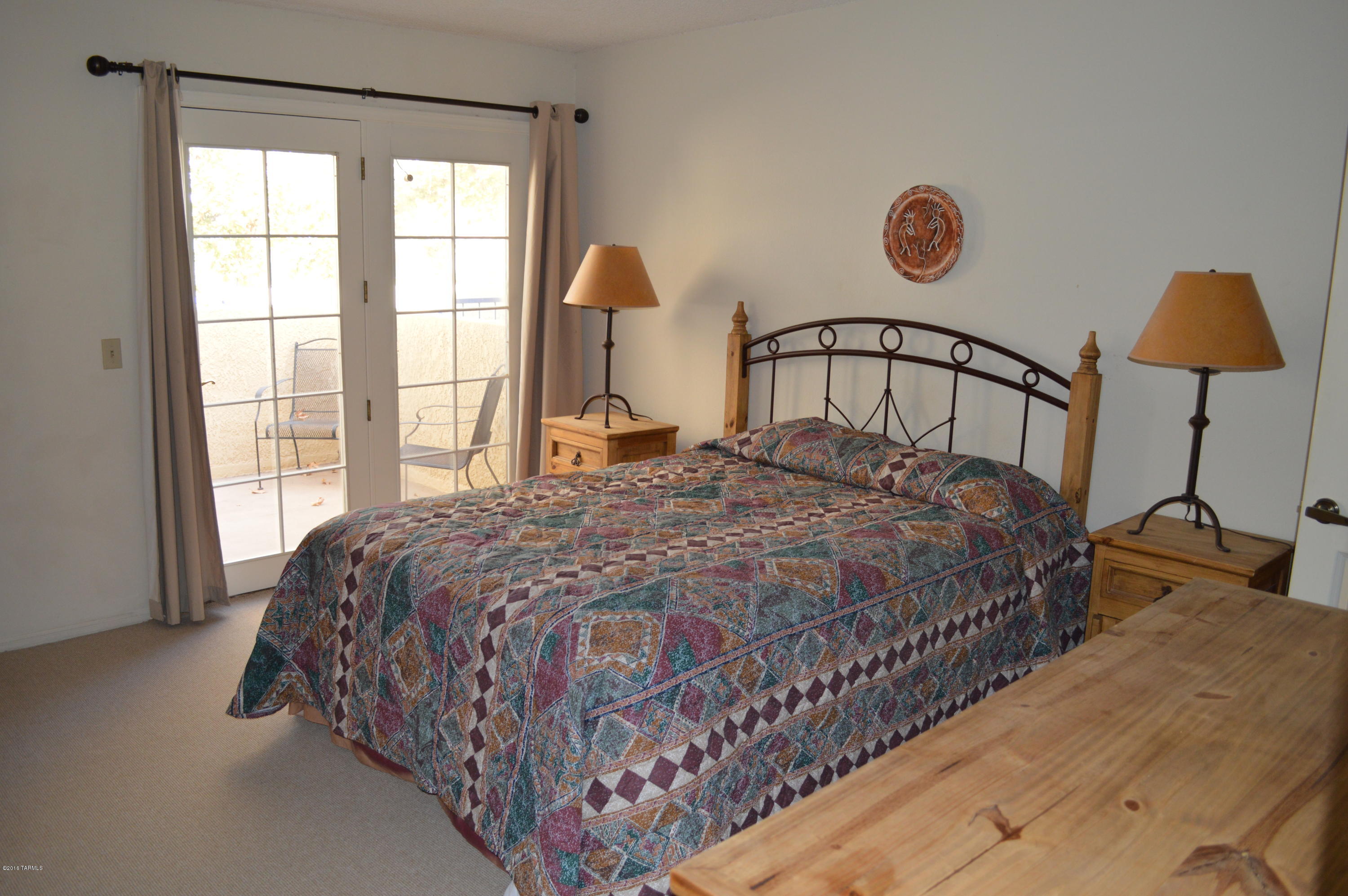 Twelve Hundred River Rd Condos - Residential Lease