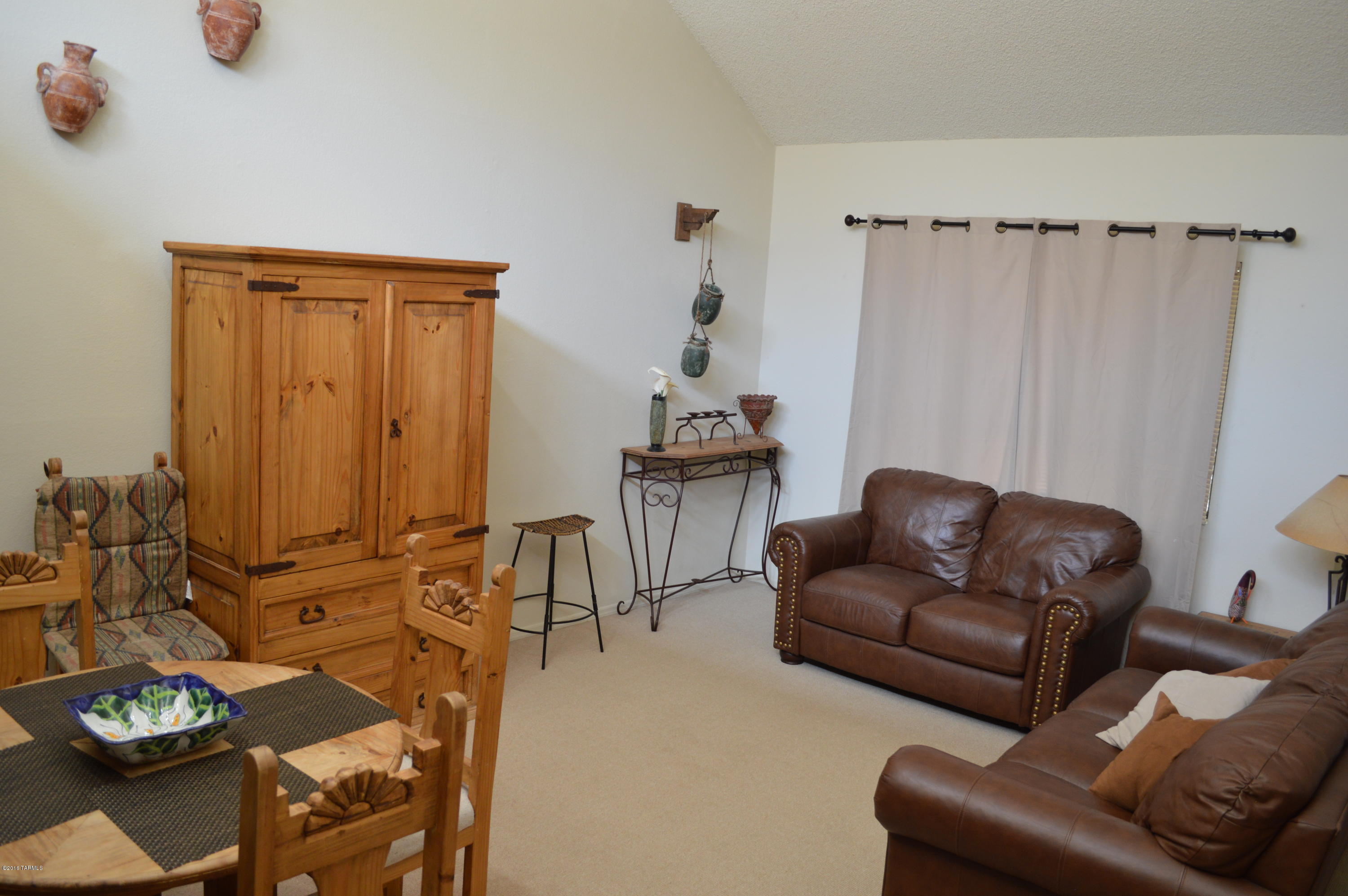 Twelve Hundred River Rd Condos - Residential Lease
