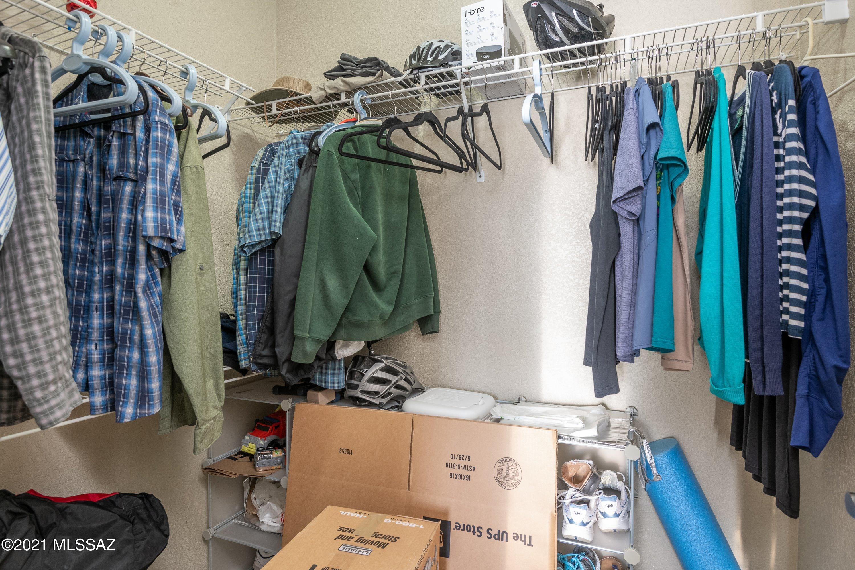 Pinnacle Canyon Condominium - Residential
