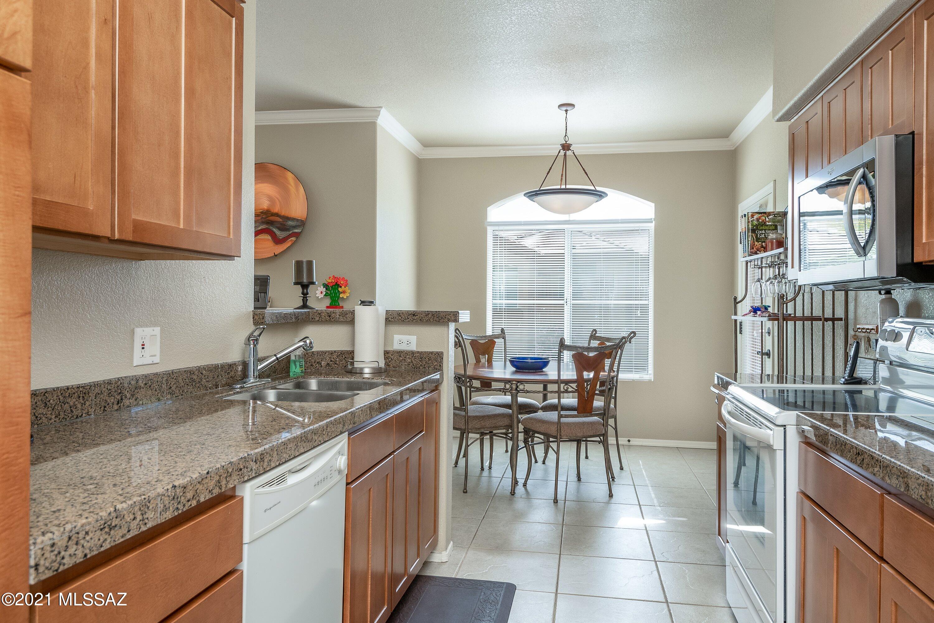 Pinnacle Canyon Condominium - Residential