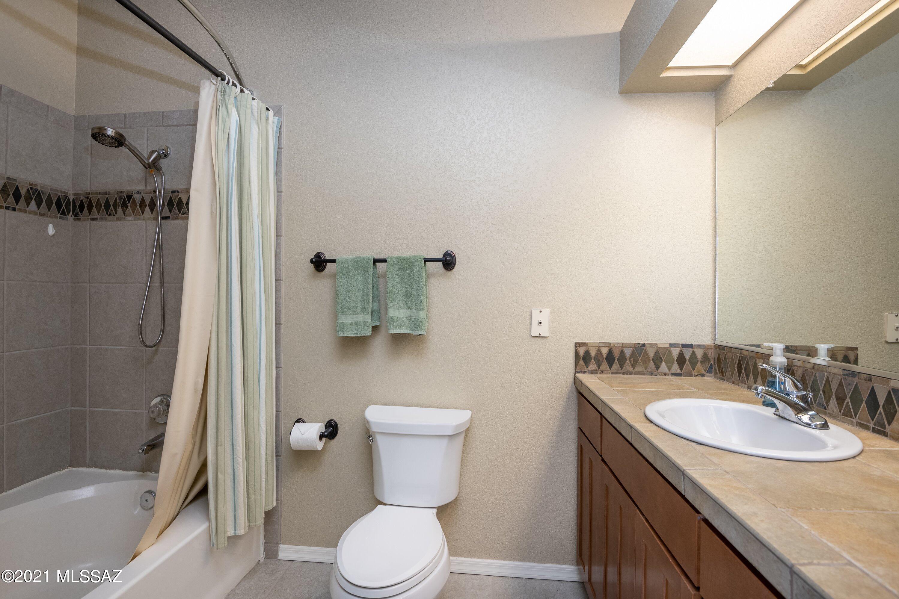 Pinnacle Canyon Condominium - Residential