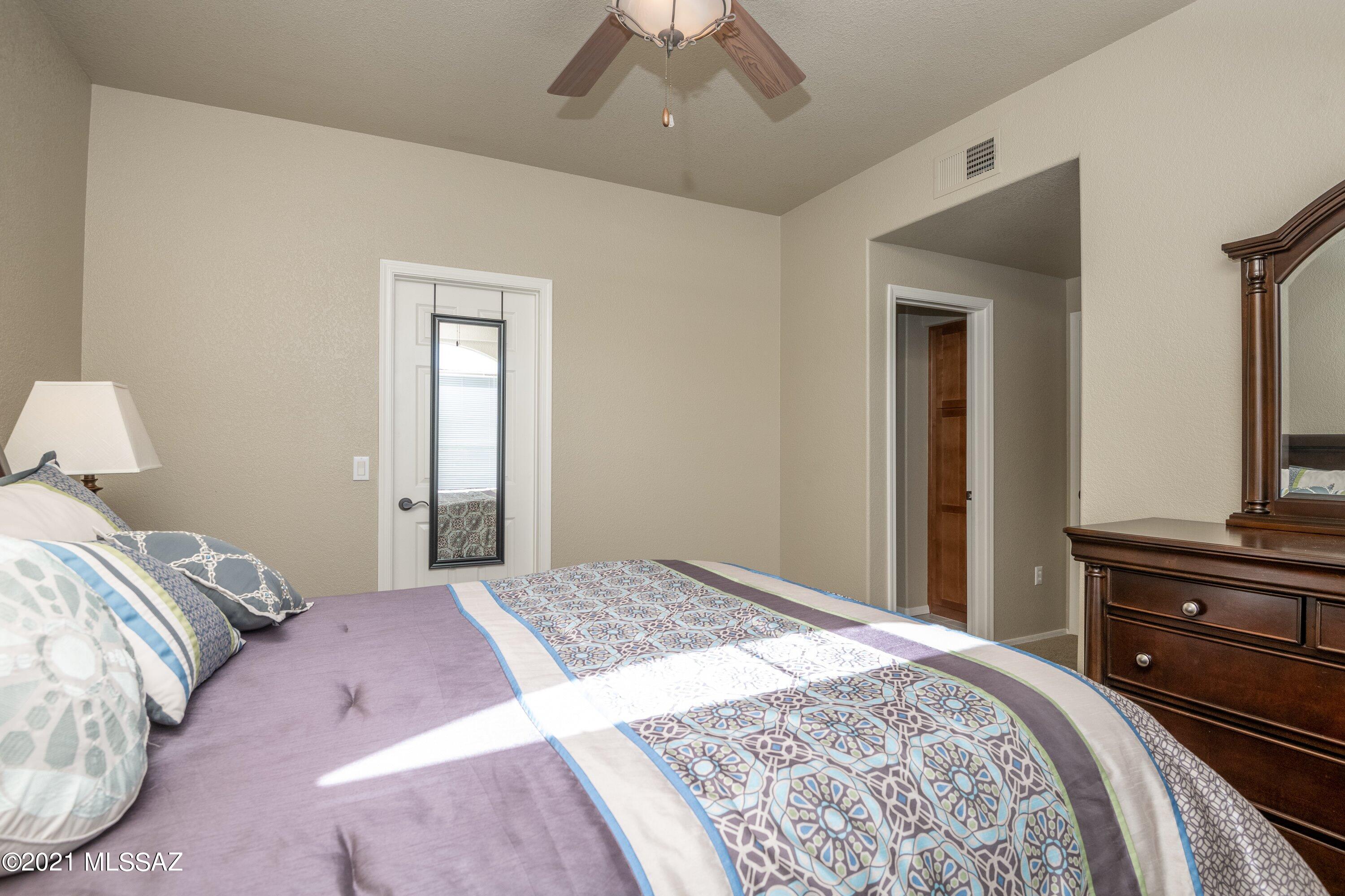 Pinnacle Canyon Condominium - Residential