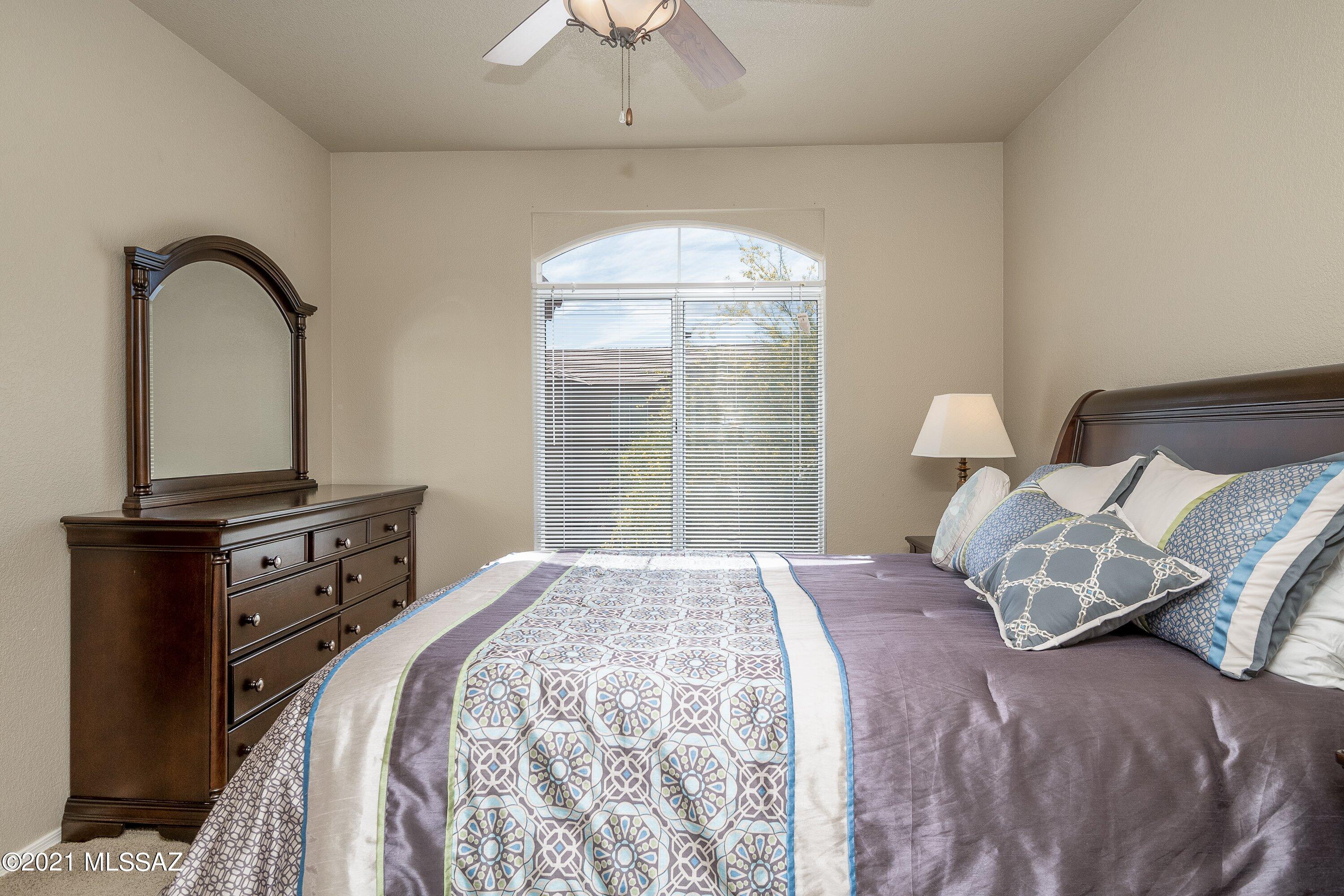 Pinnacle Canyon Condominium - Residential