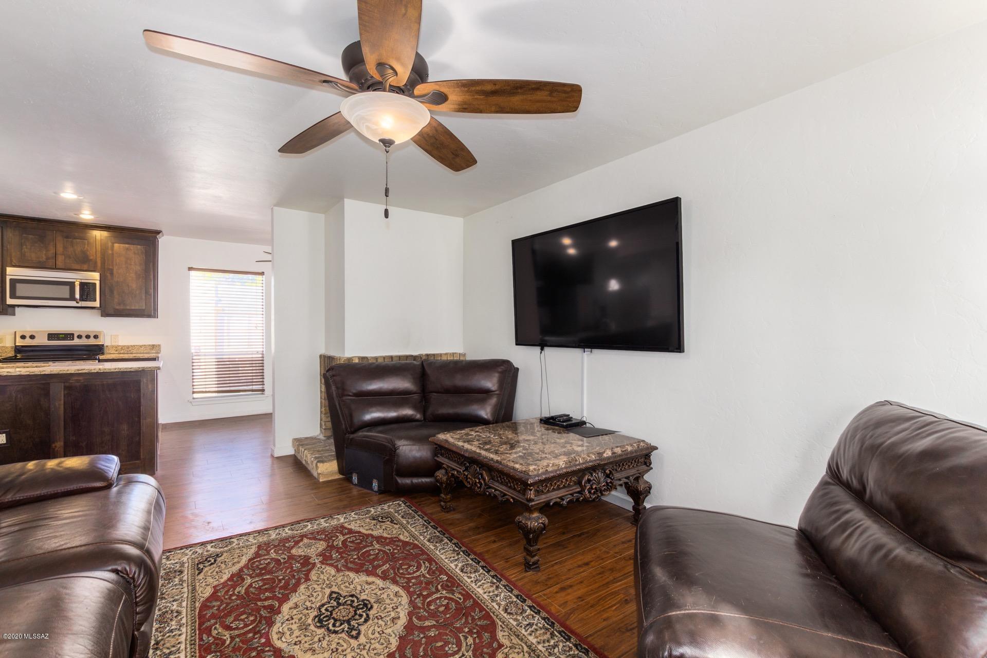 Las Colinas Condominiums - Residential