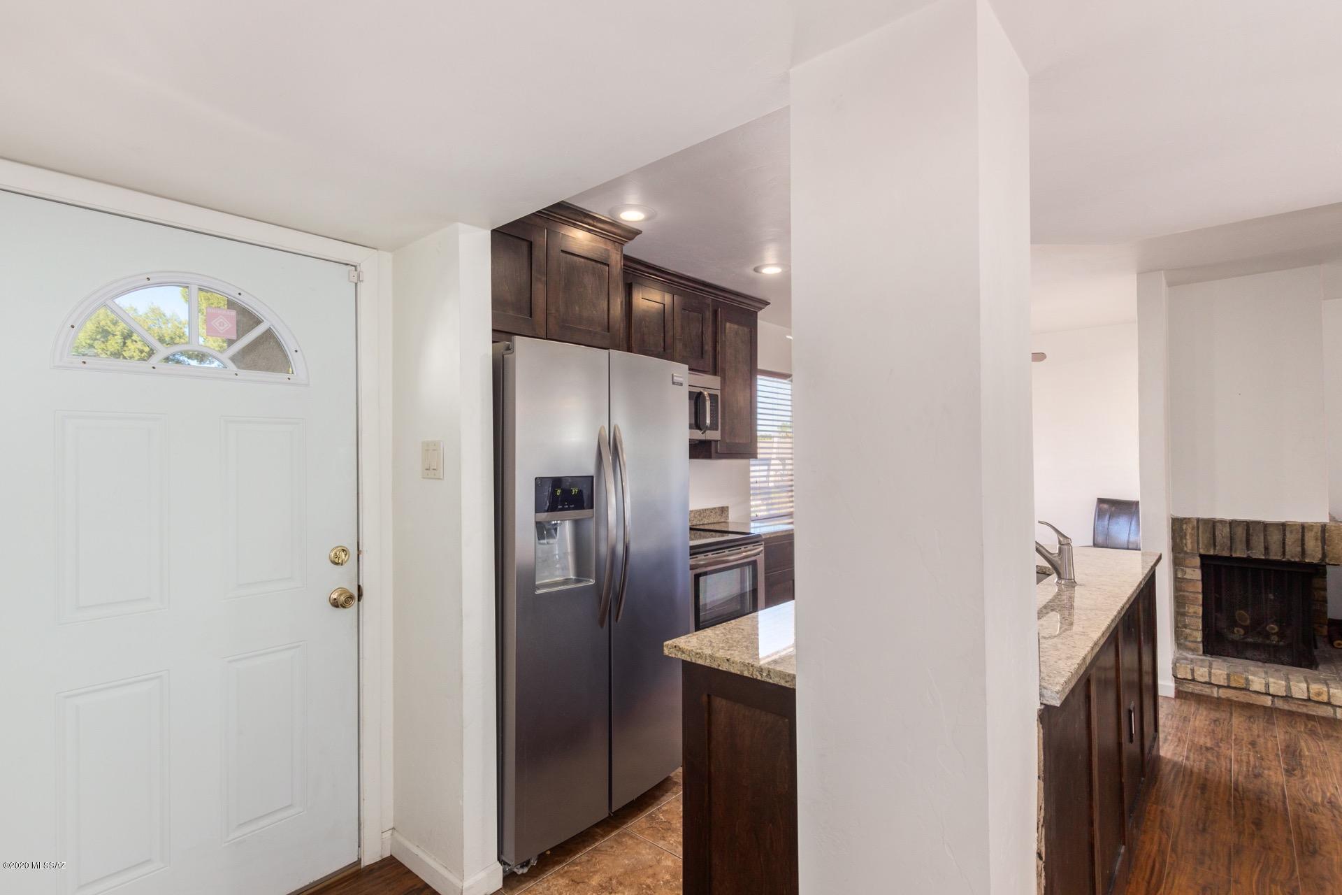 Las Colinas Condominiums - Residential