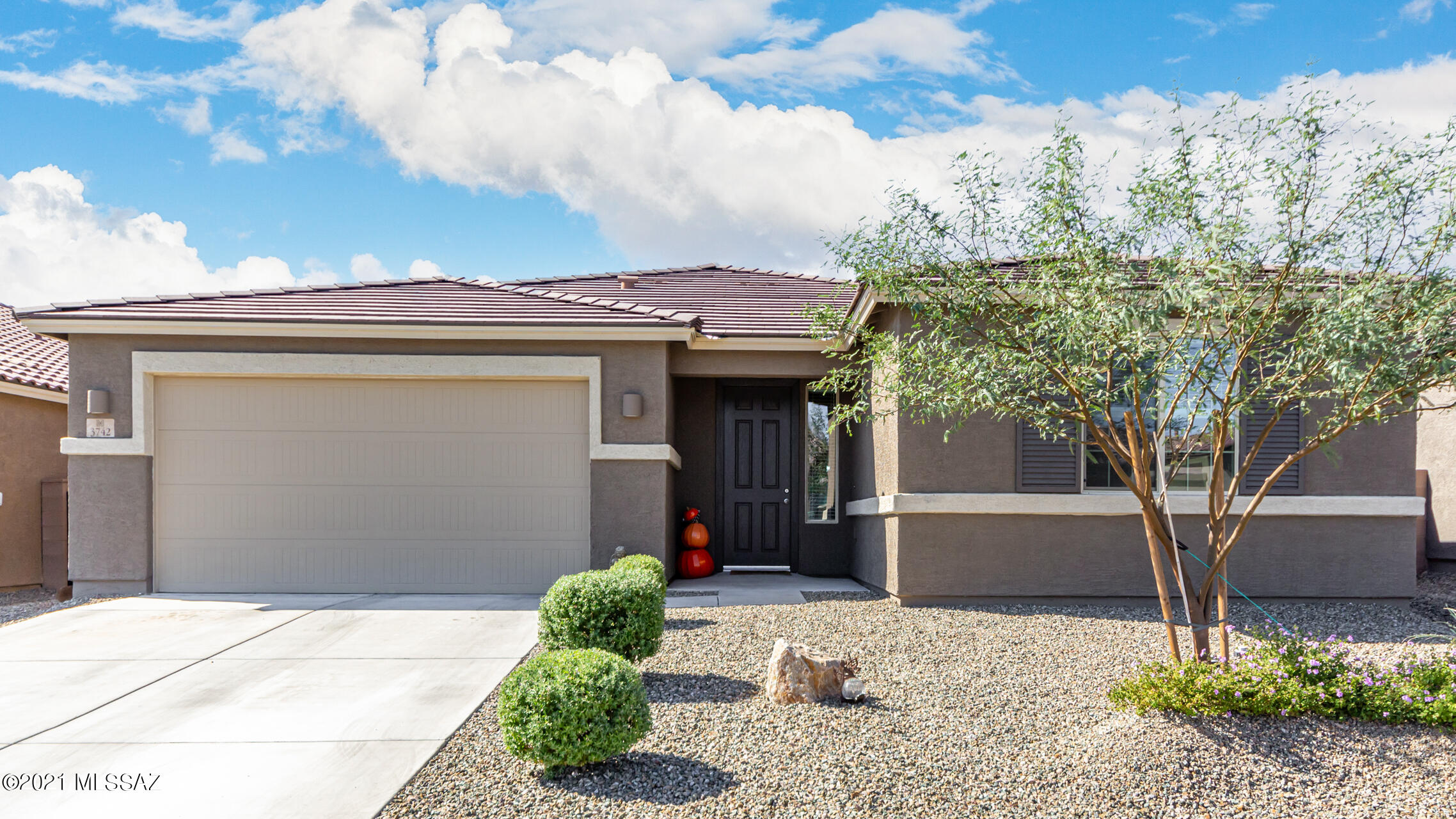 Linda Vista 18 - Residential