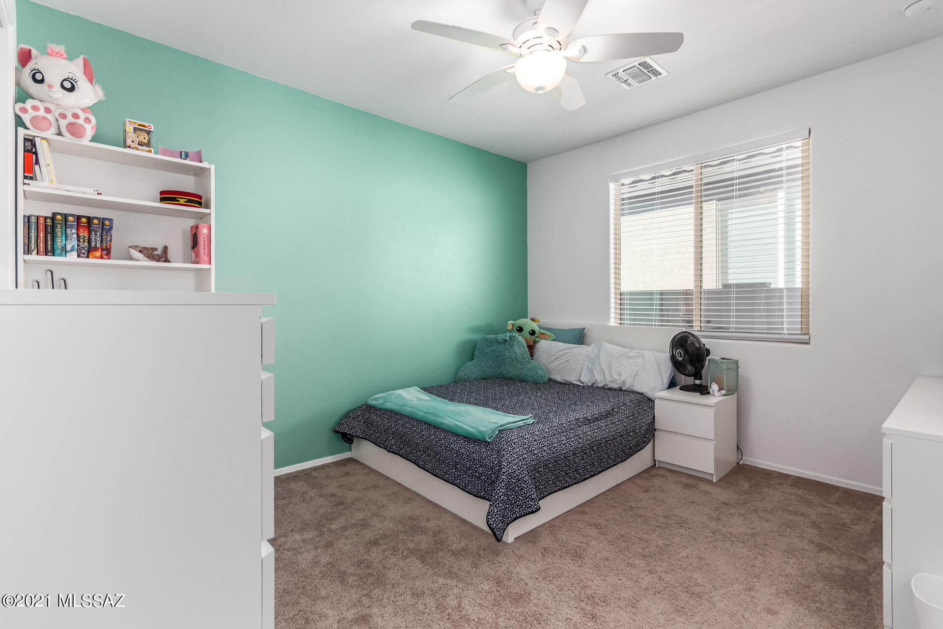 Linda Vista 18 - Residential