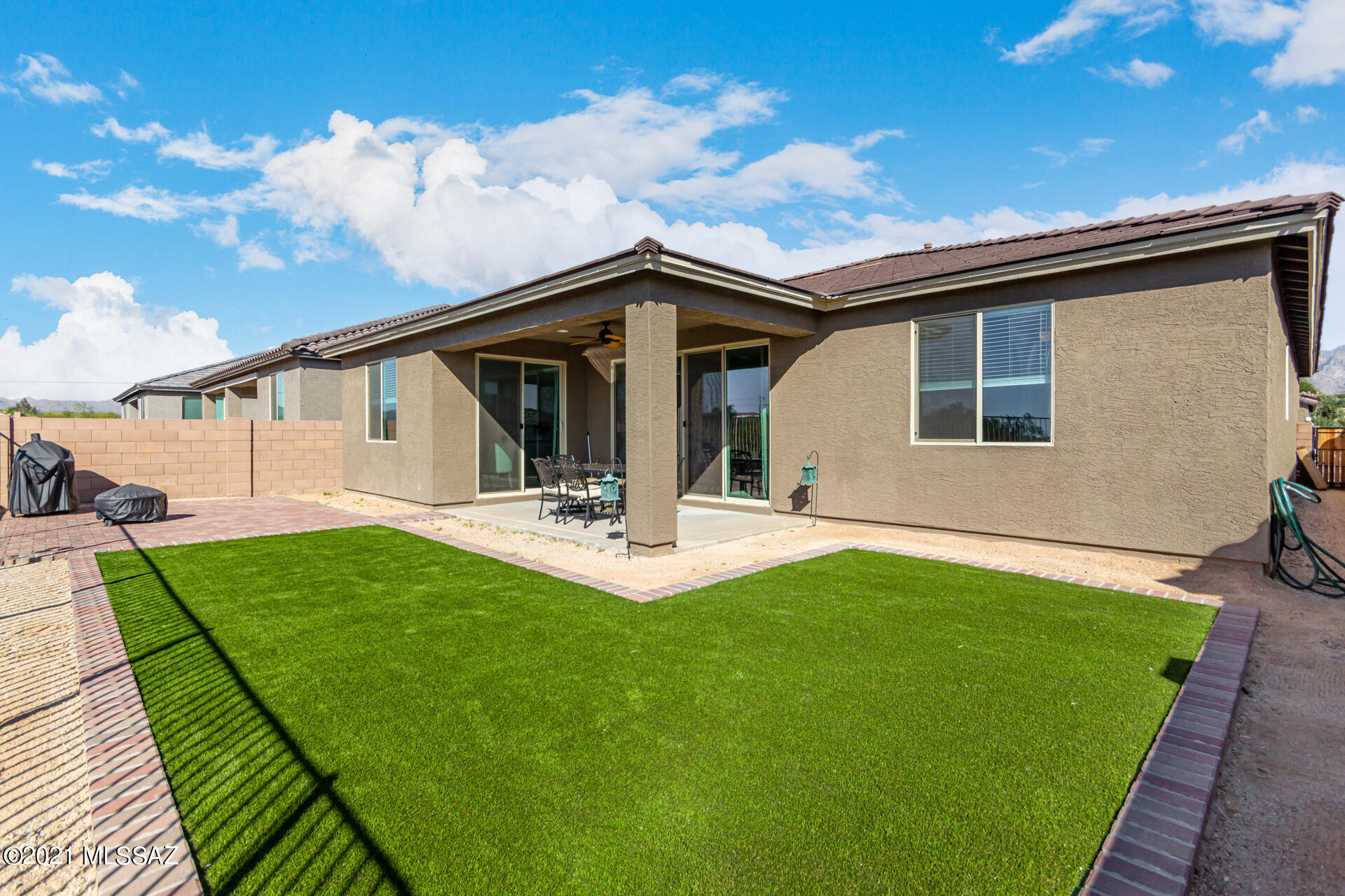 Linda Vista 18 - Residential