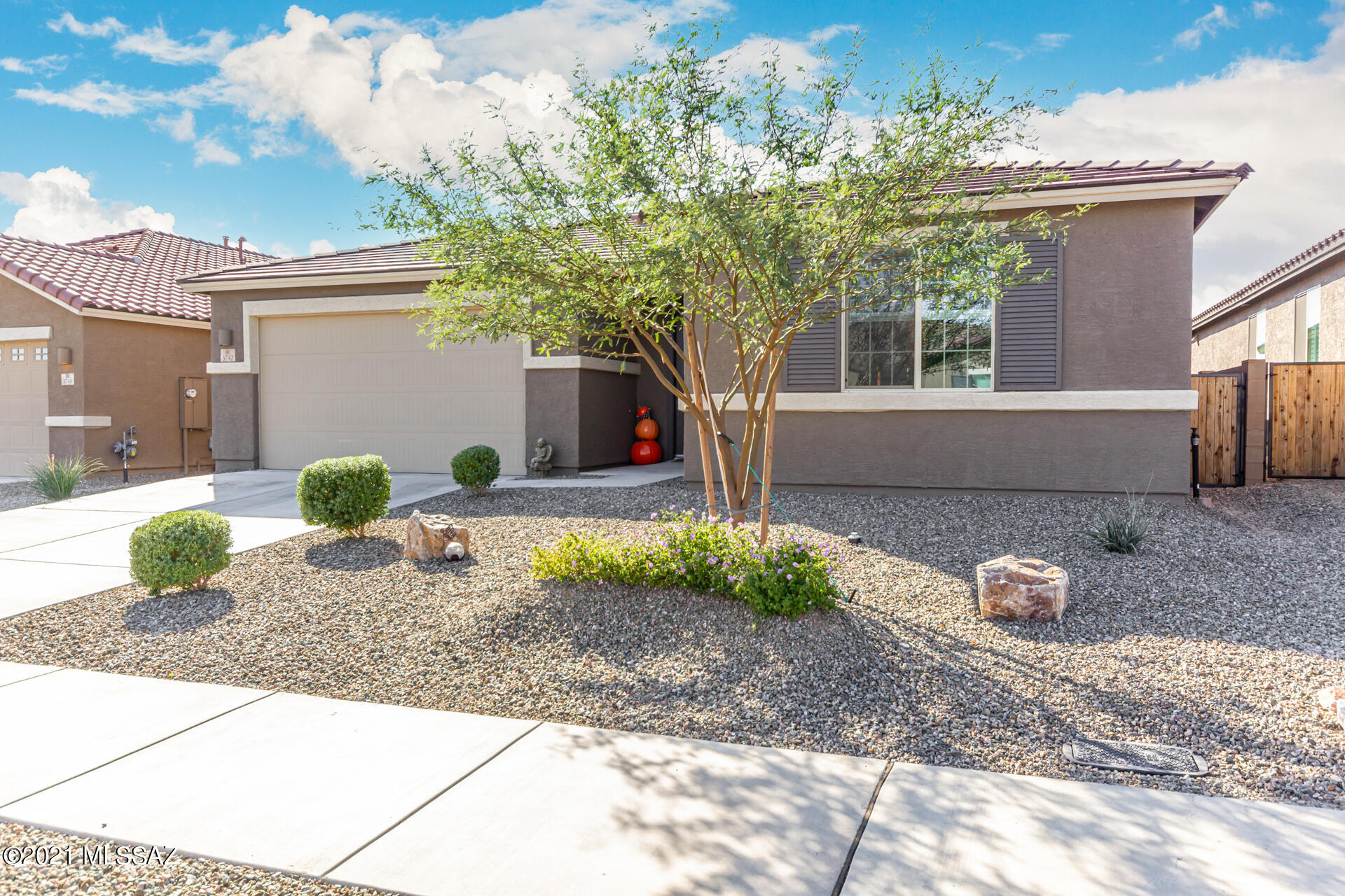 Linda Vista 18 - Residential