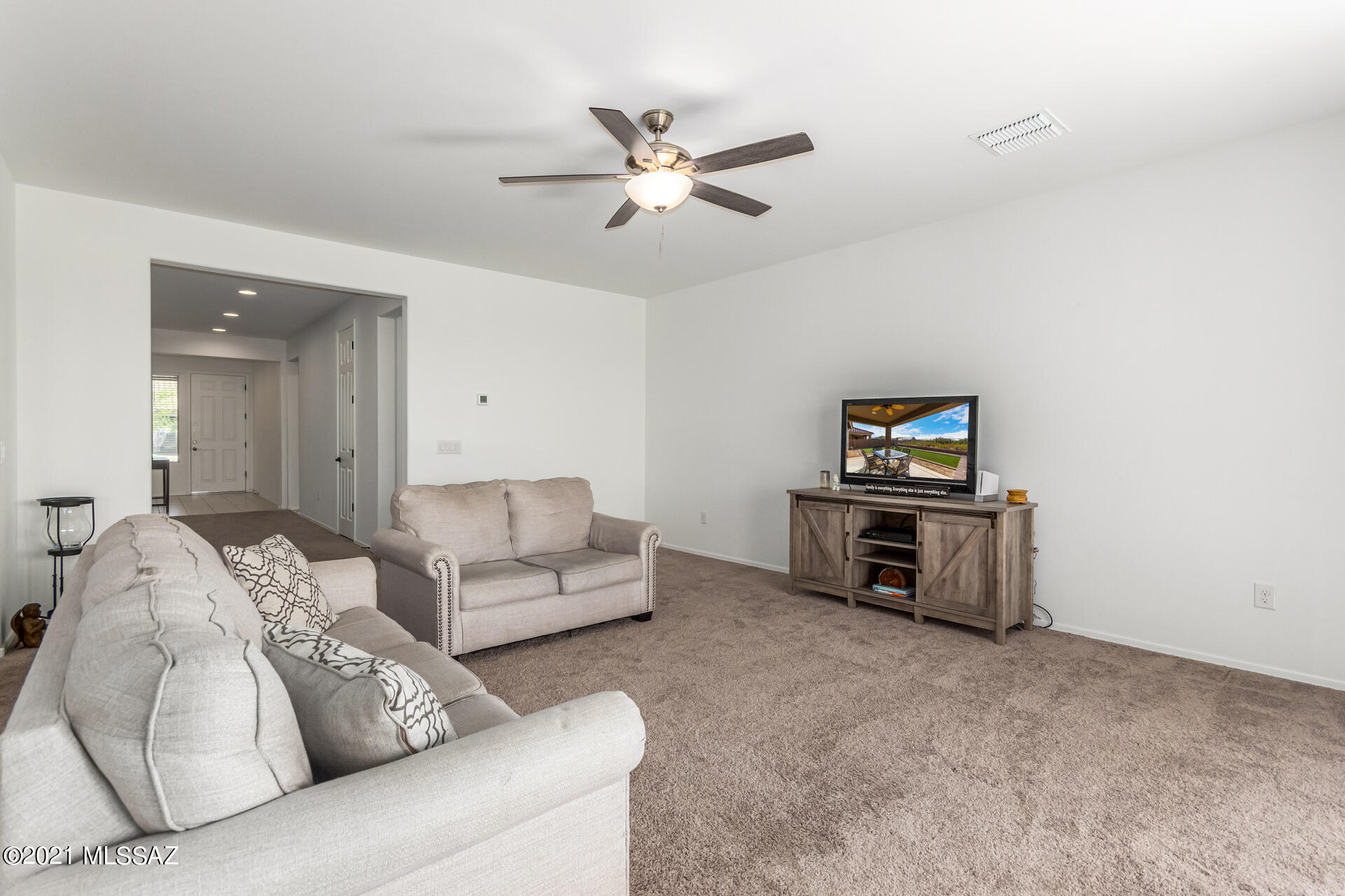 Linda Vista 18 - Residential