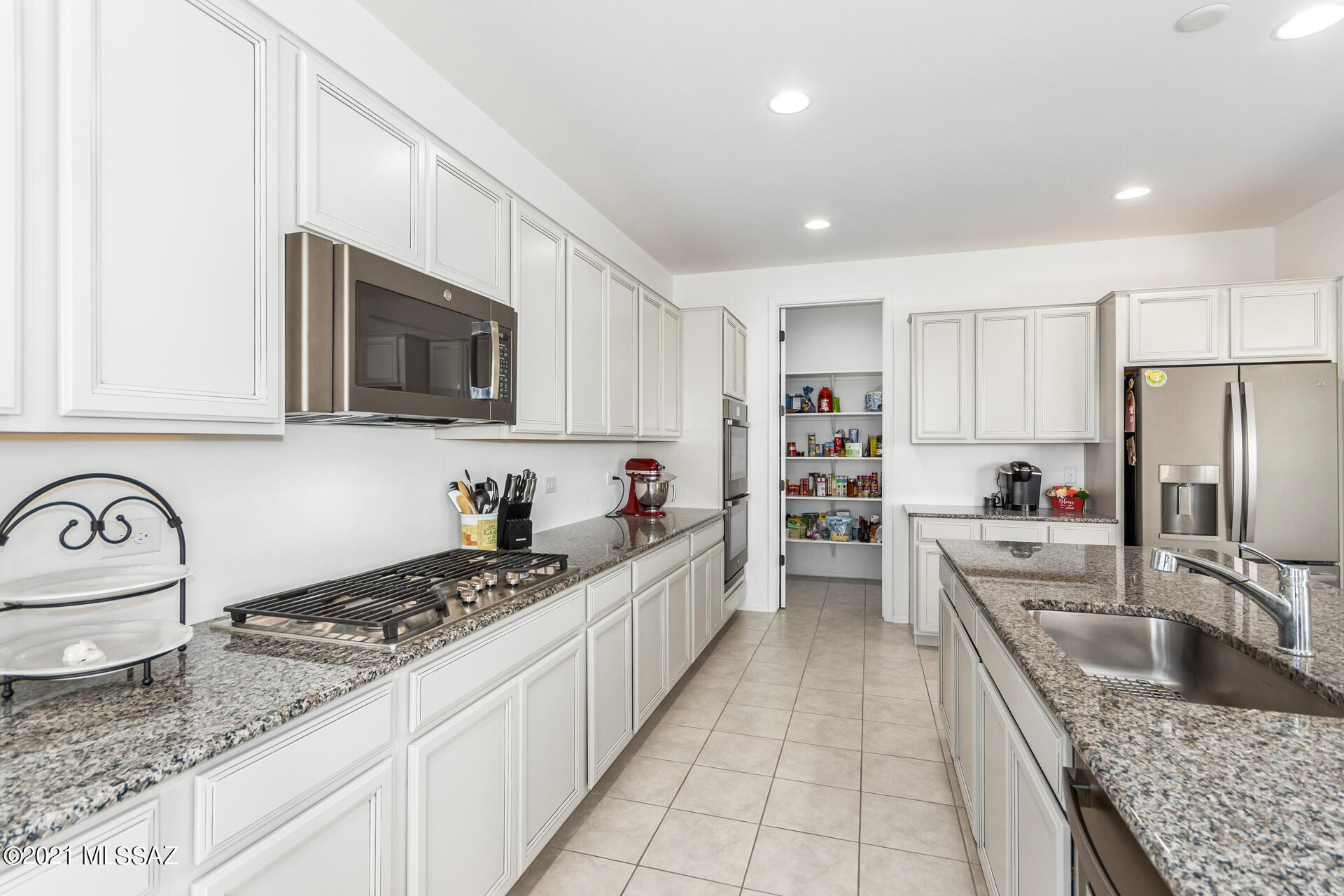 Linda Vista 18 - Residential