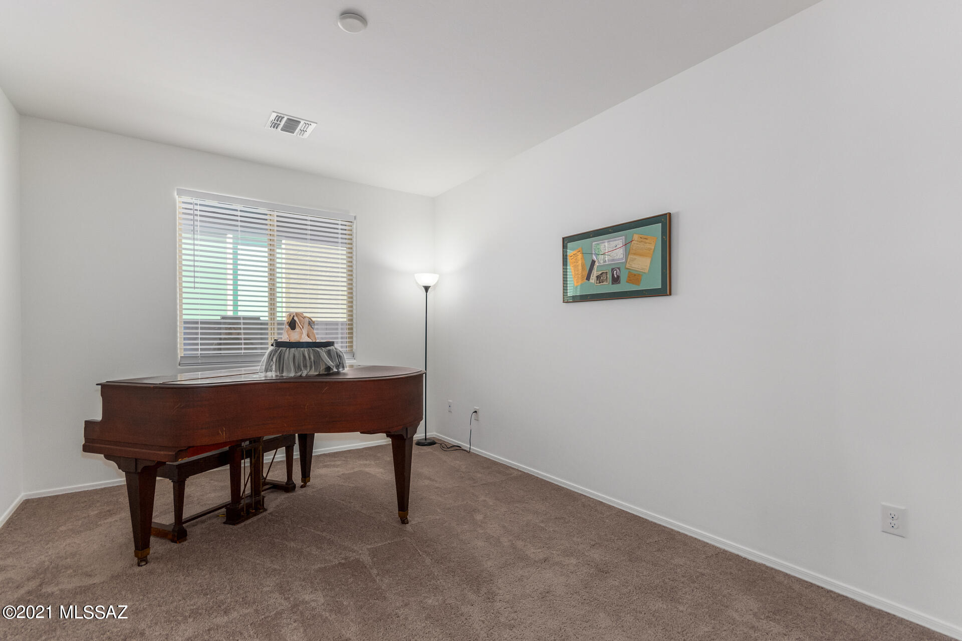 Linda Vista 18 - Residential