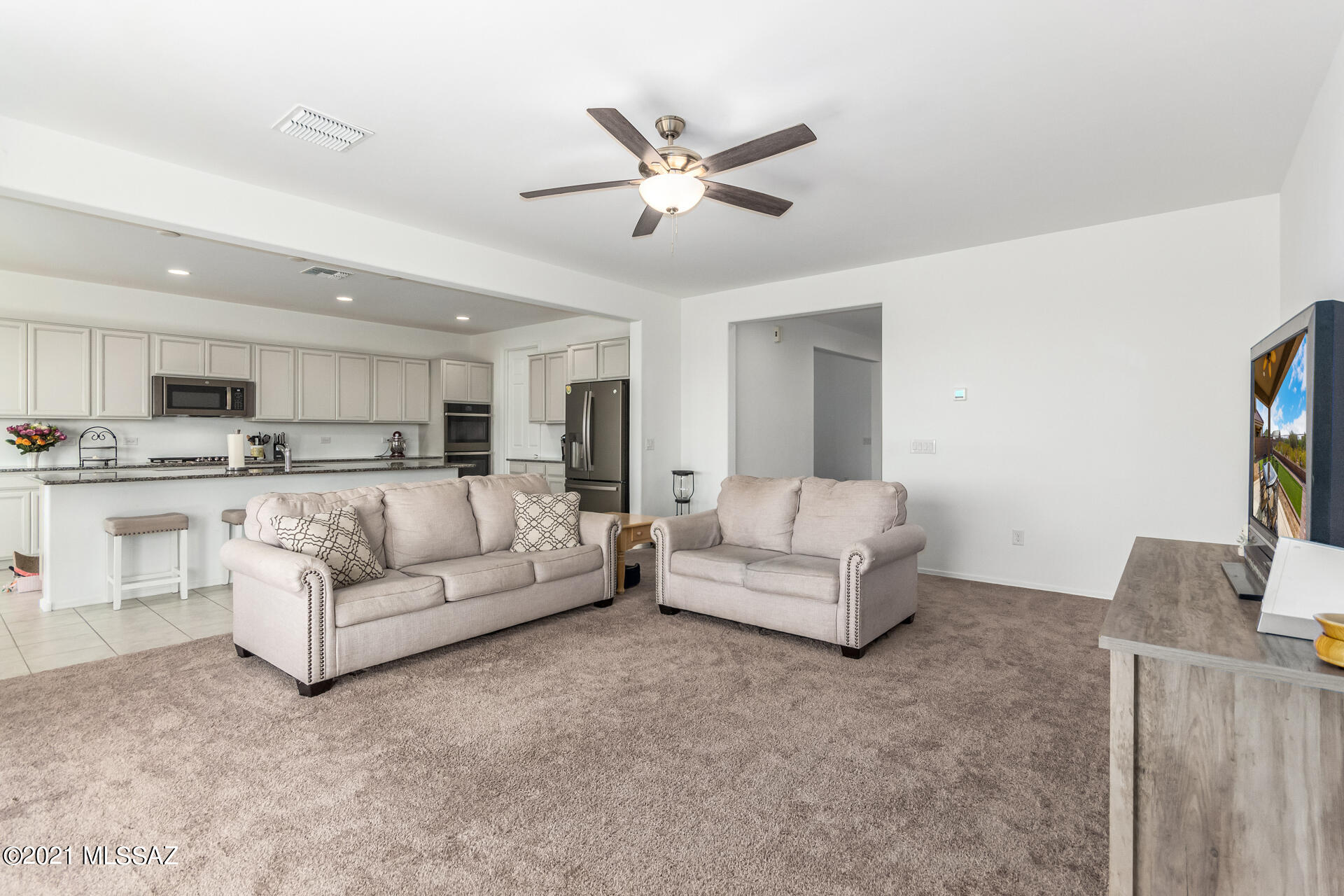 Linda Vista 18 - Residential