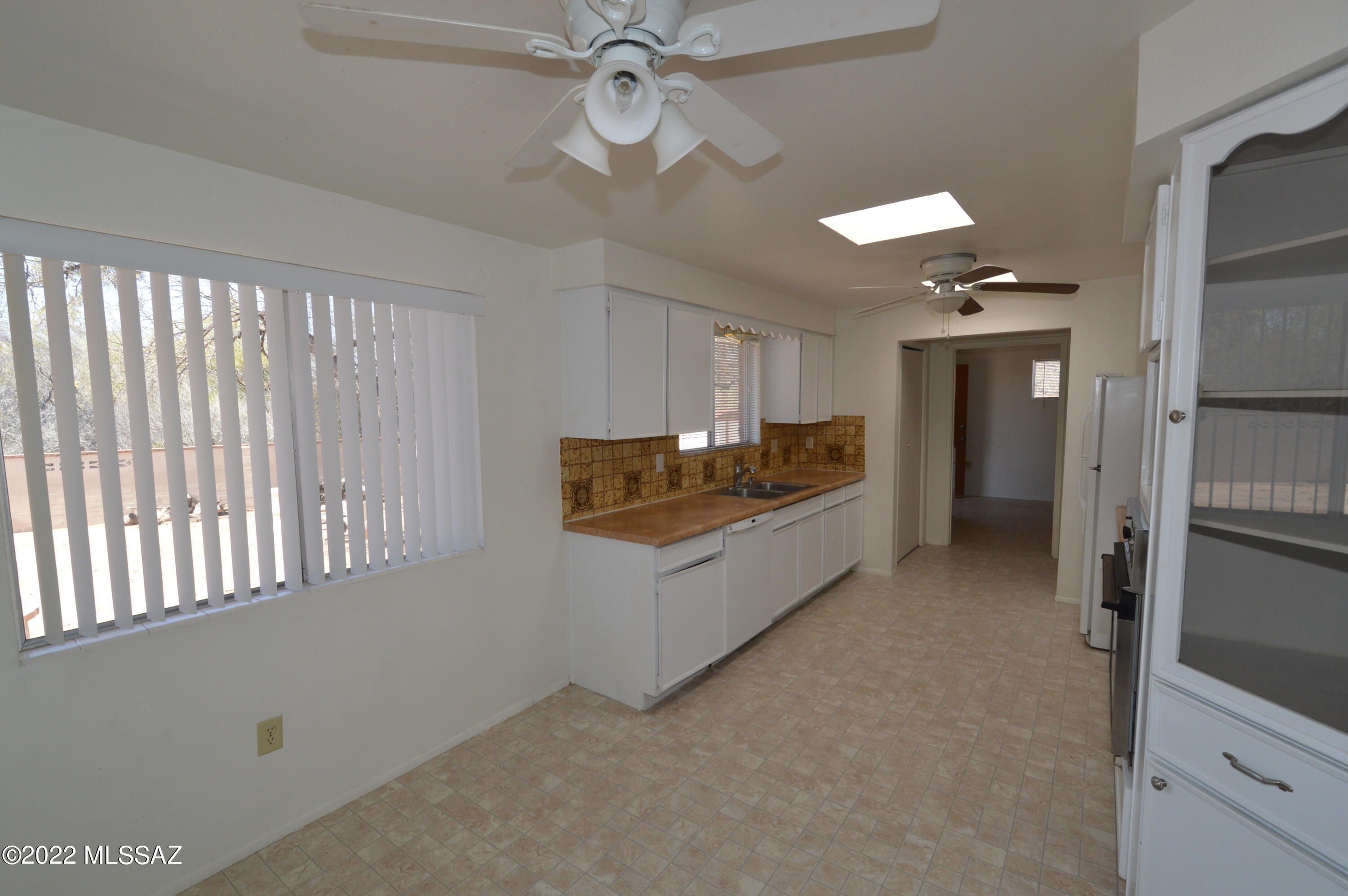 Rancho Perdido Estates NO. 2 (1-24) - Residential Lease