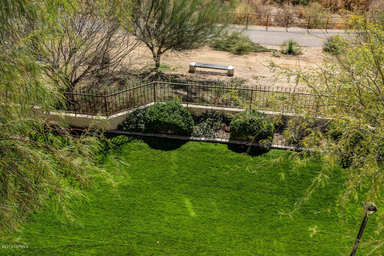 Village On Hacienda Del Sol - Residential