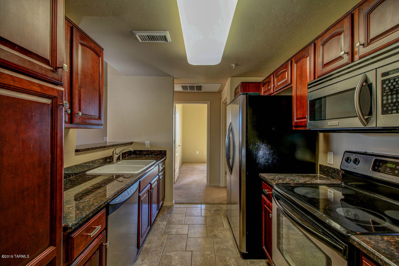 Village On Hacienda Del Sol - Residential
