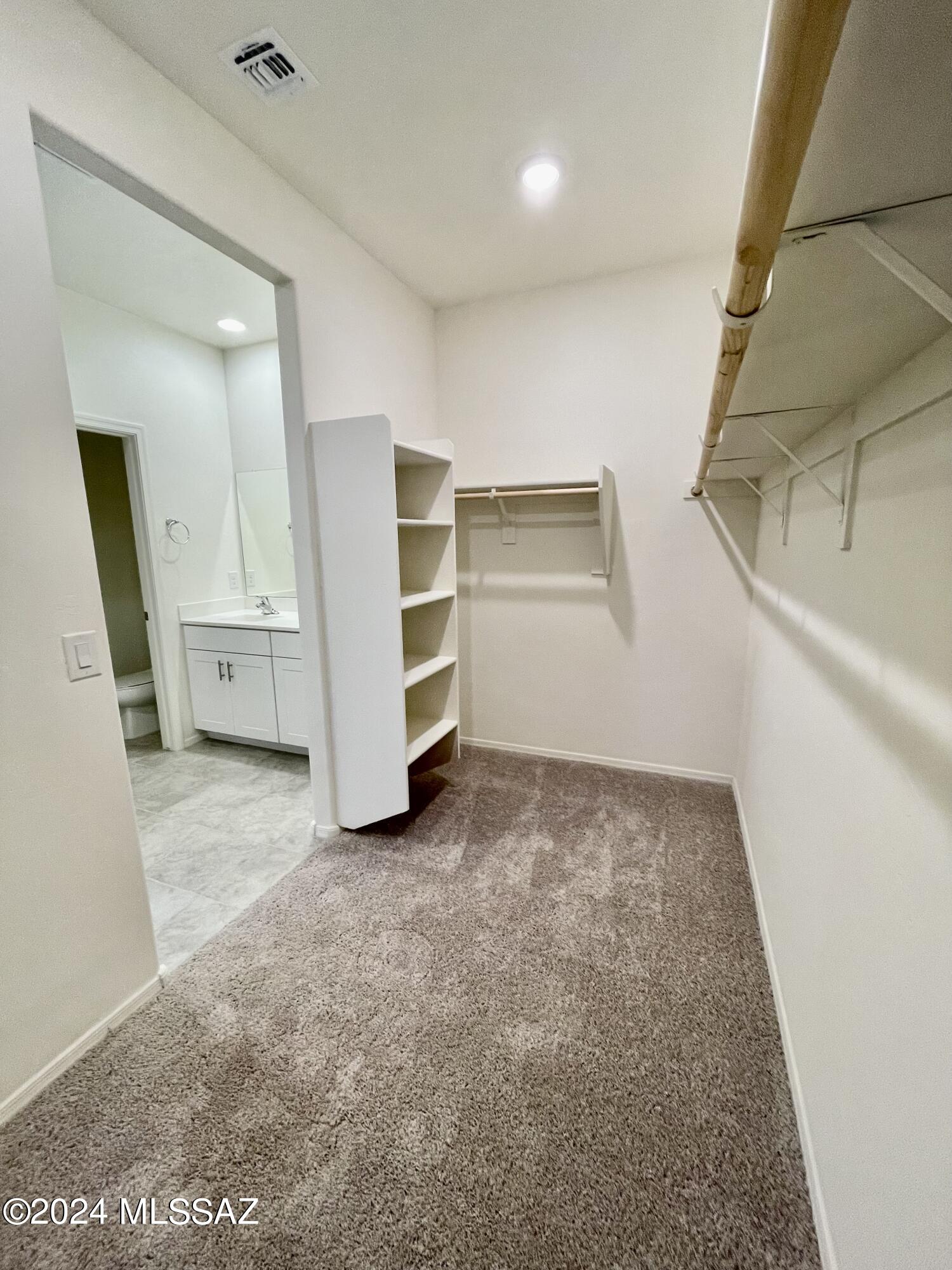 La Estancia De Tucson (1-330) - Residential Lease