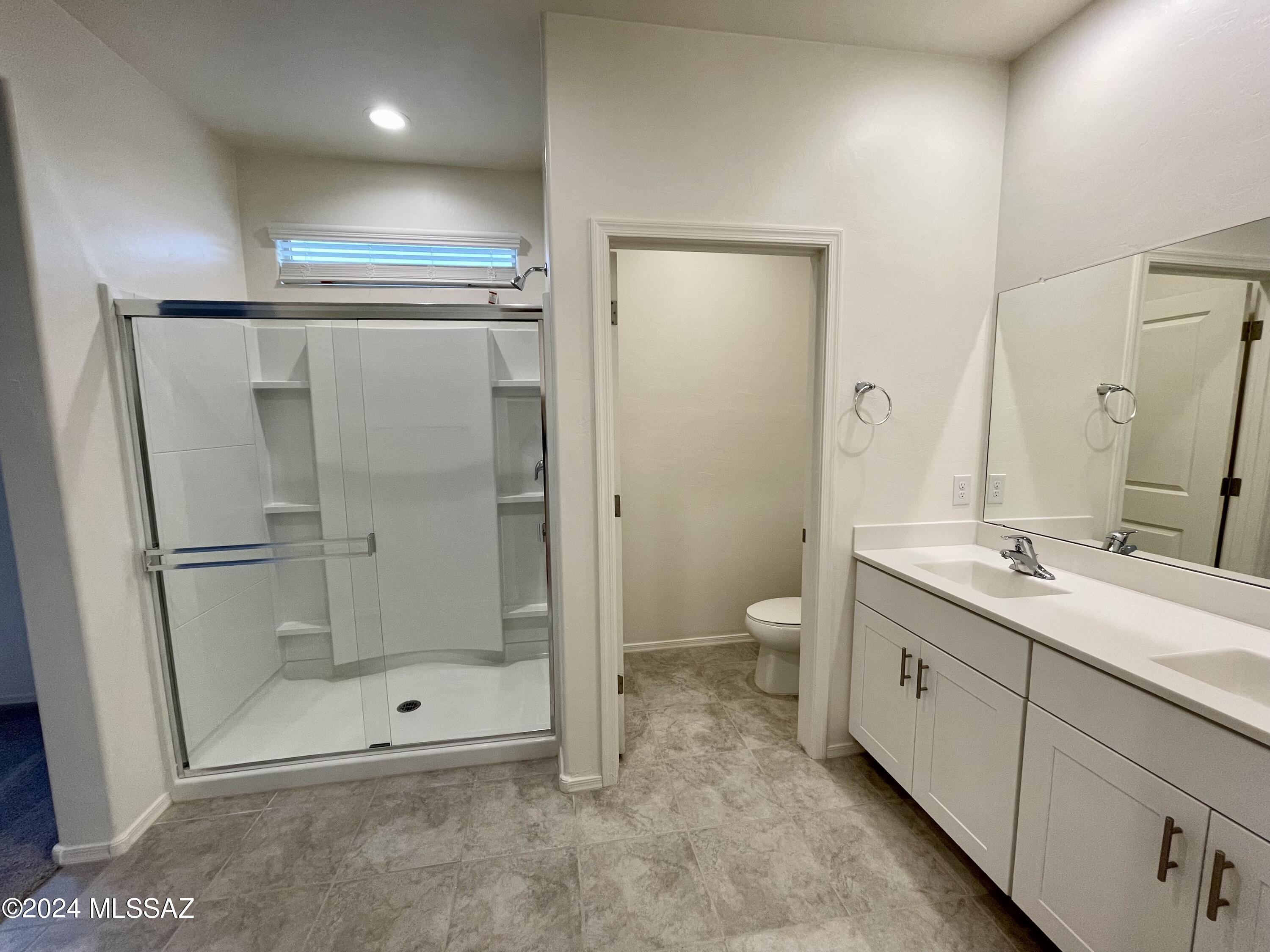 La Estancia De Tucson (1-330) - Residential Lease