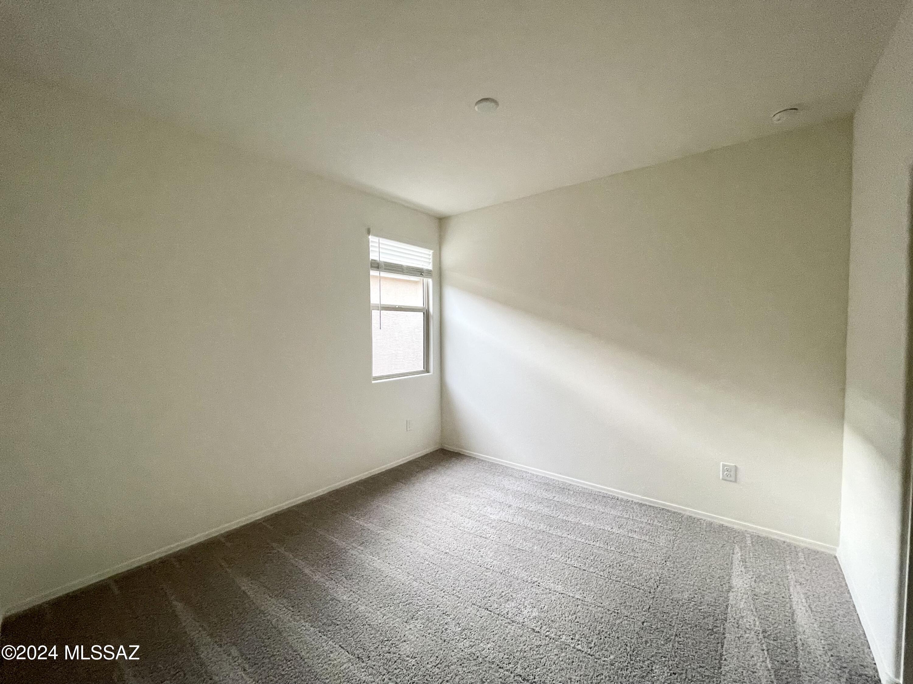 La Estancia De Tucson (1-330) - Residential Lease