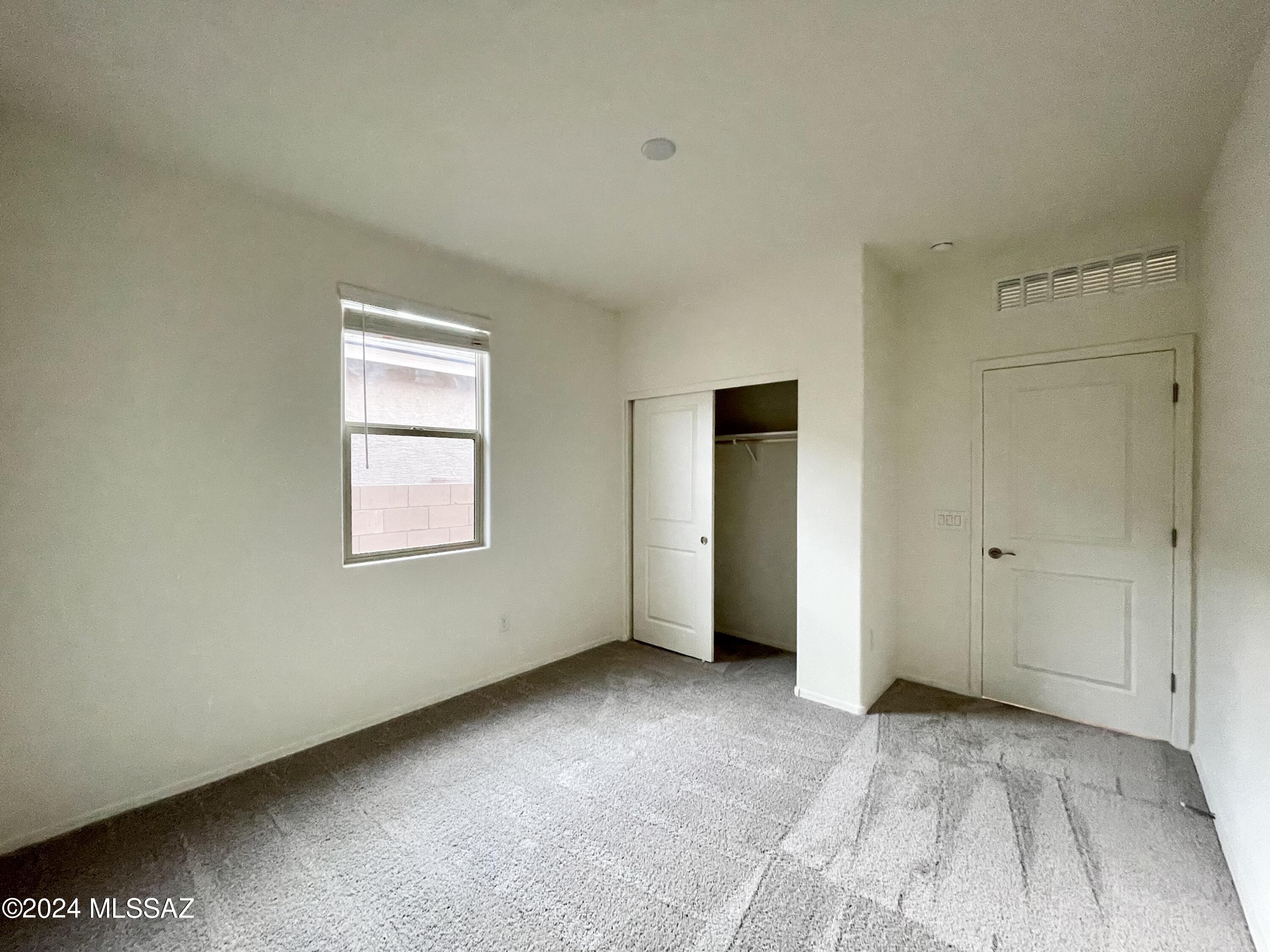 La Estancia De Tucson (1-330) - Residential Lease