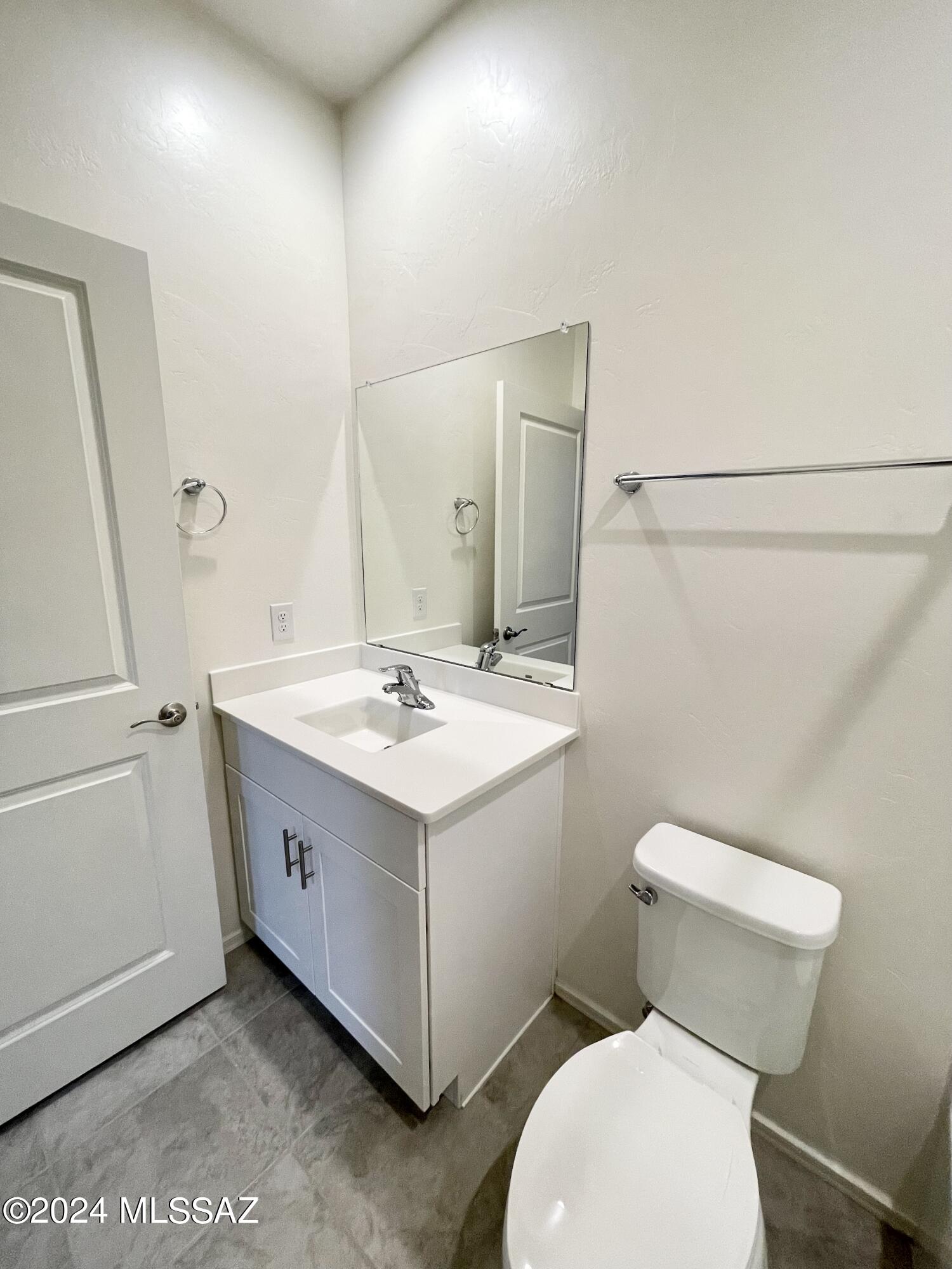 La Estancia De Tucson (1-330) - Residential Lease