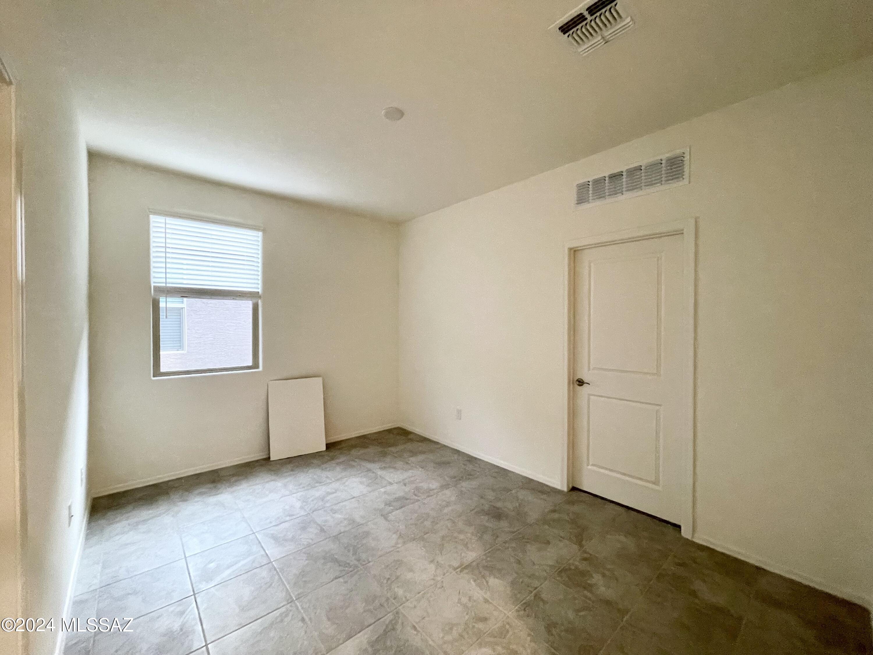 La Estancia De Tucson (1-330) - Residential Lease