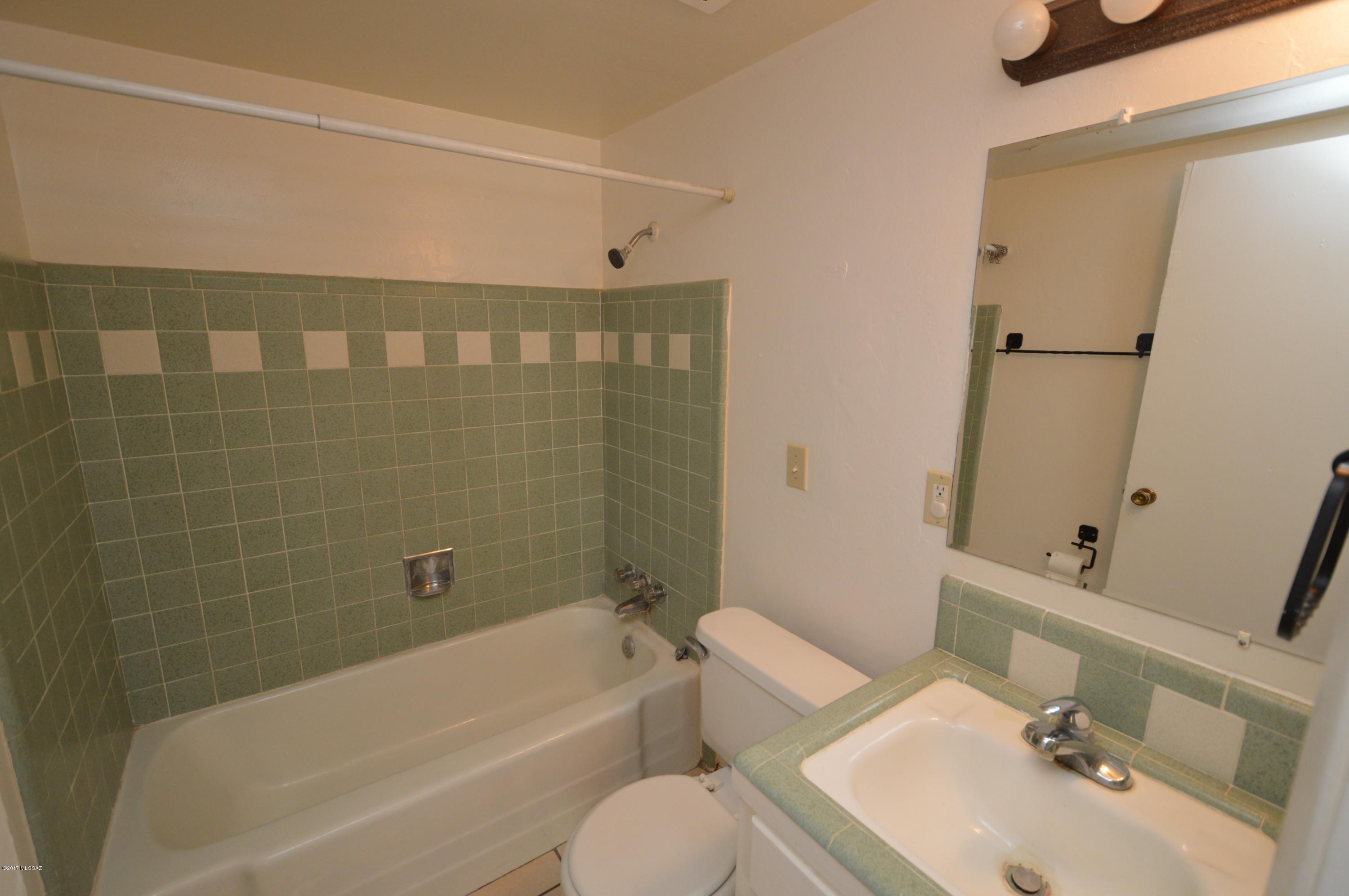 Lincoln Park - Residential Lease