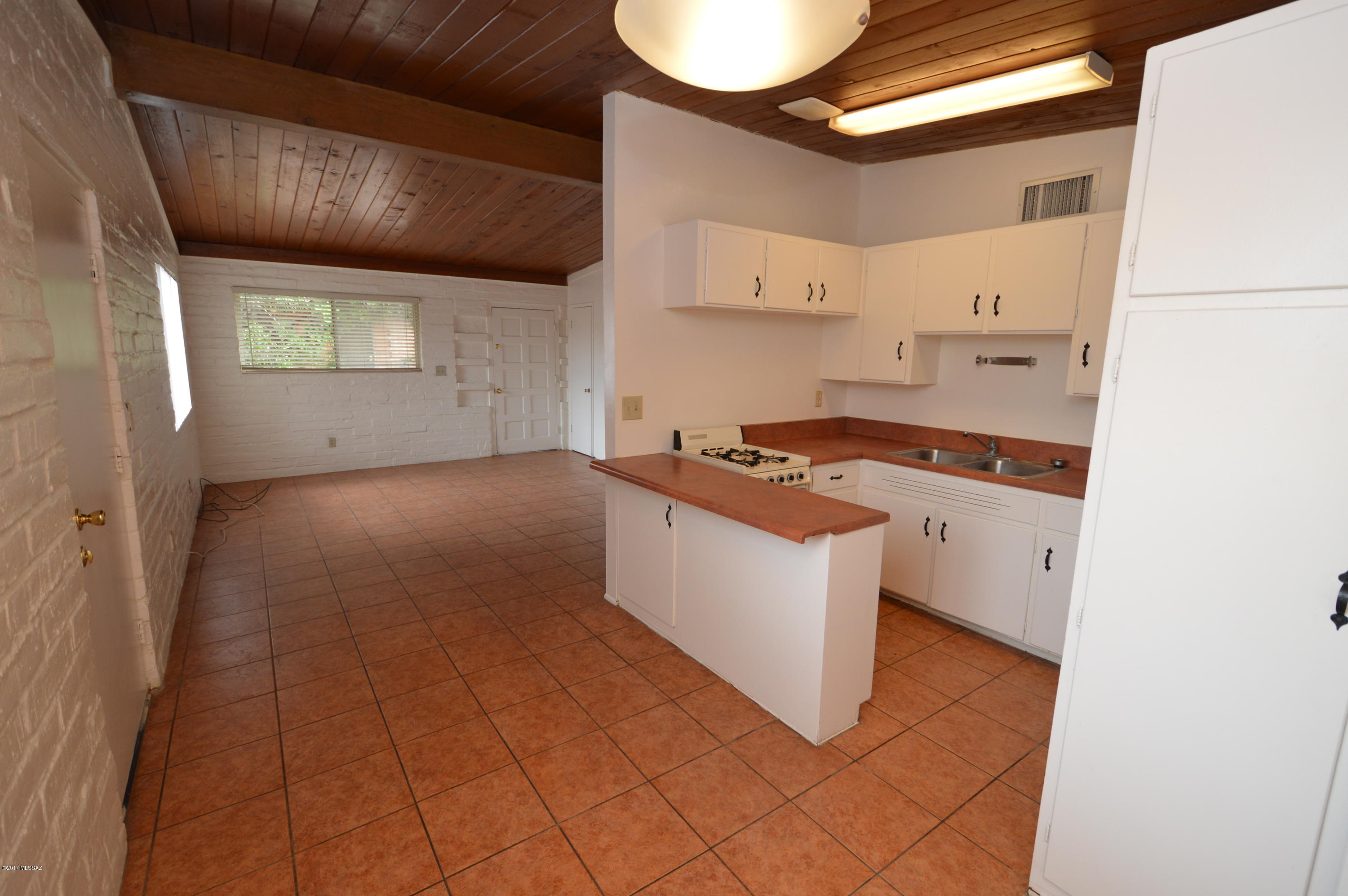 Lincoln Park - Residential Lease