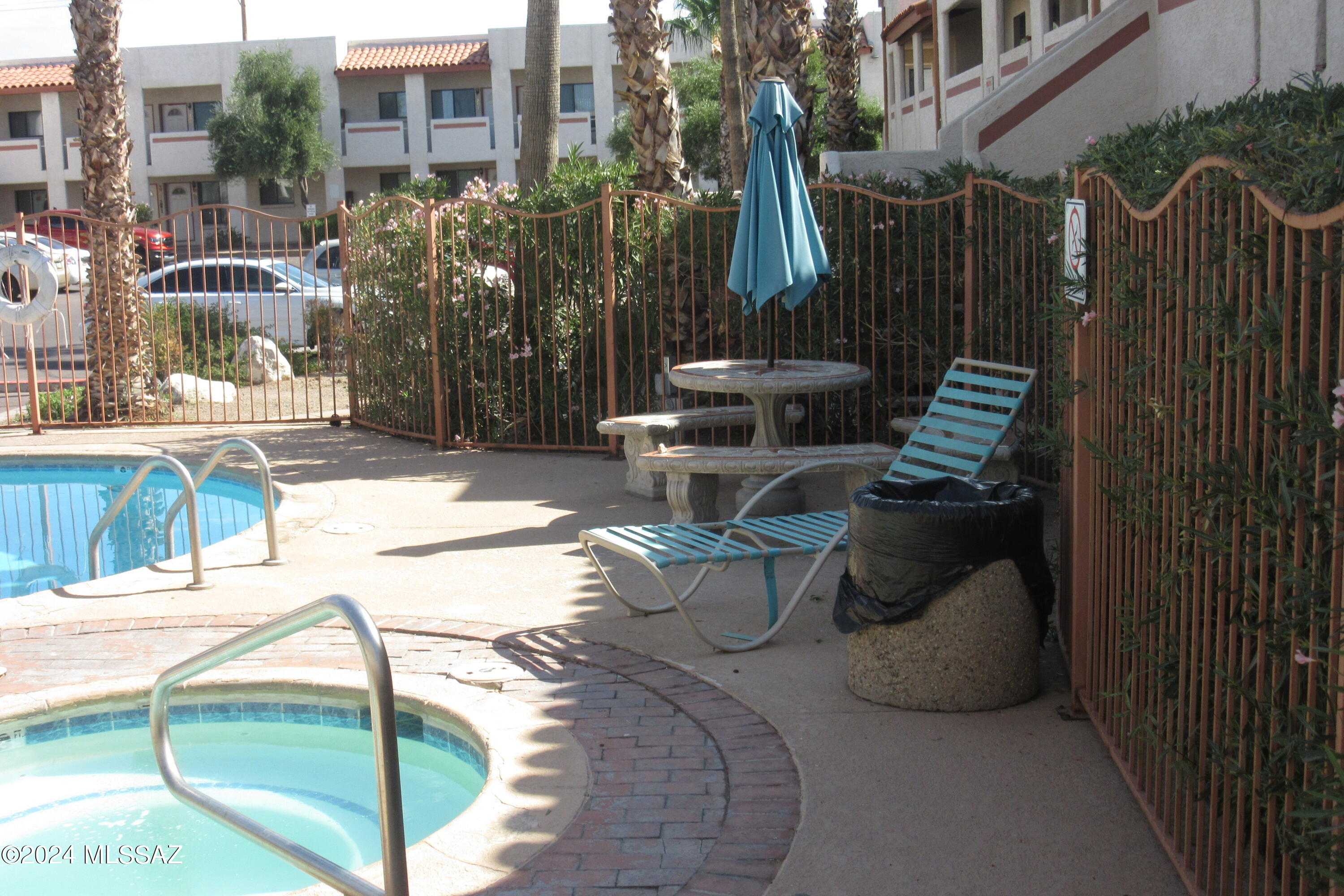 Sierra Madre Condos - Residential
