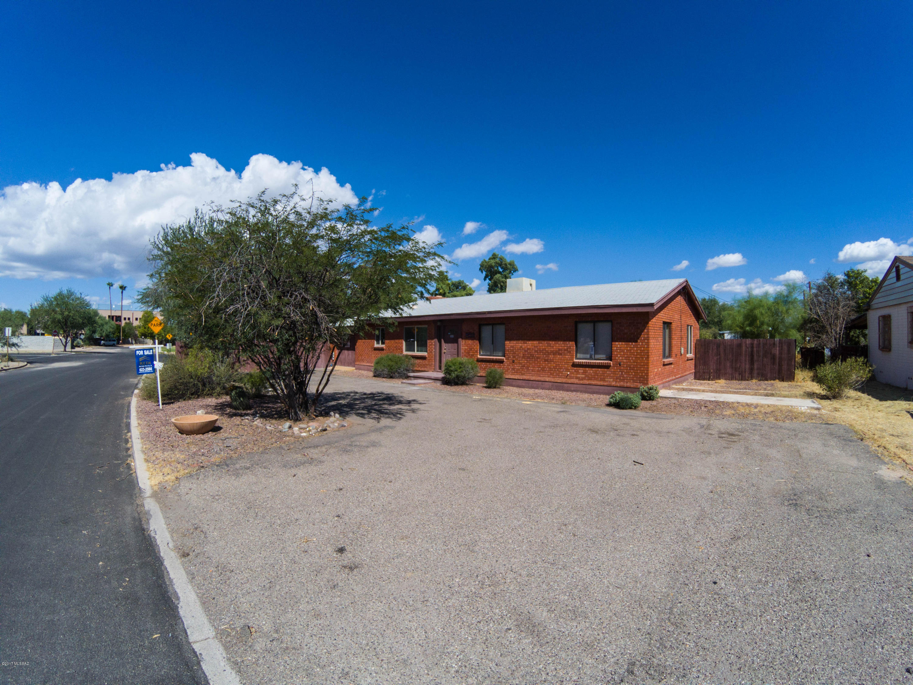 Alvernon Addition - Residential Lease
