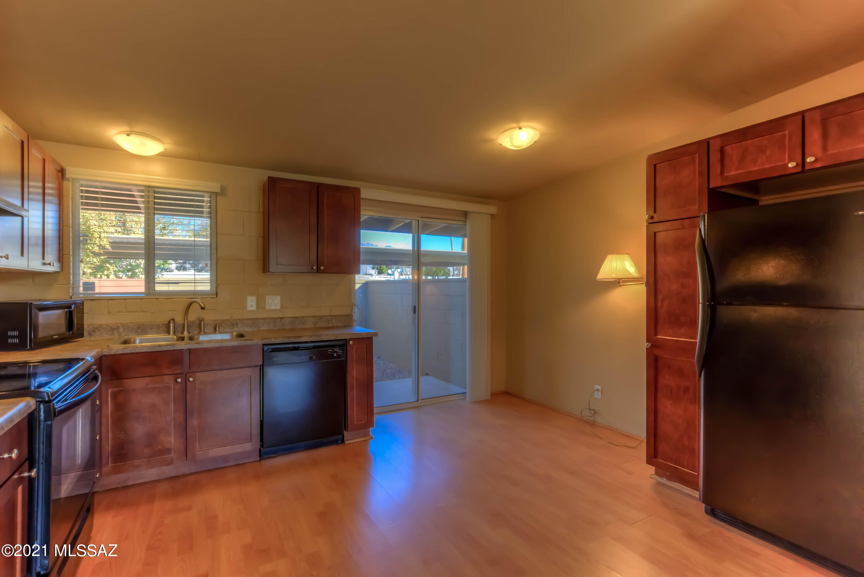 Columbus Park Condominiums (1-60) - Residential