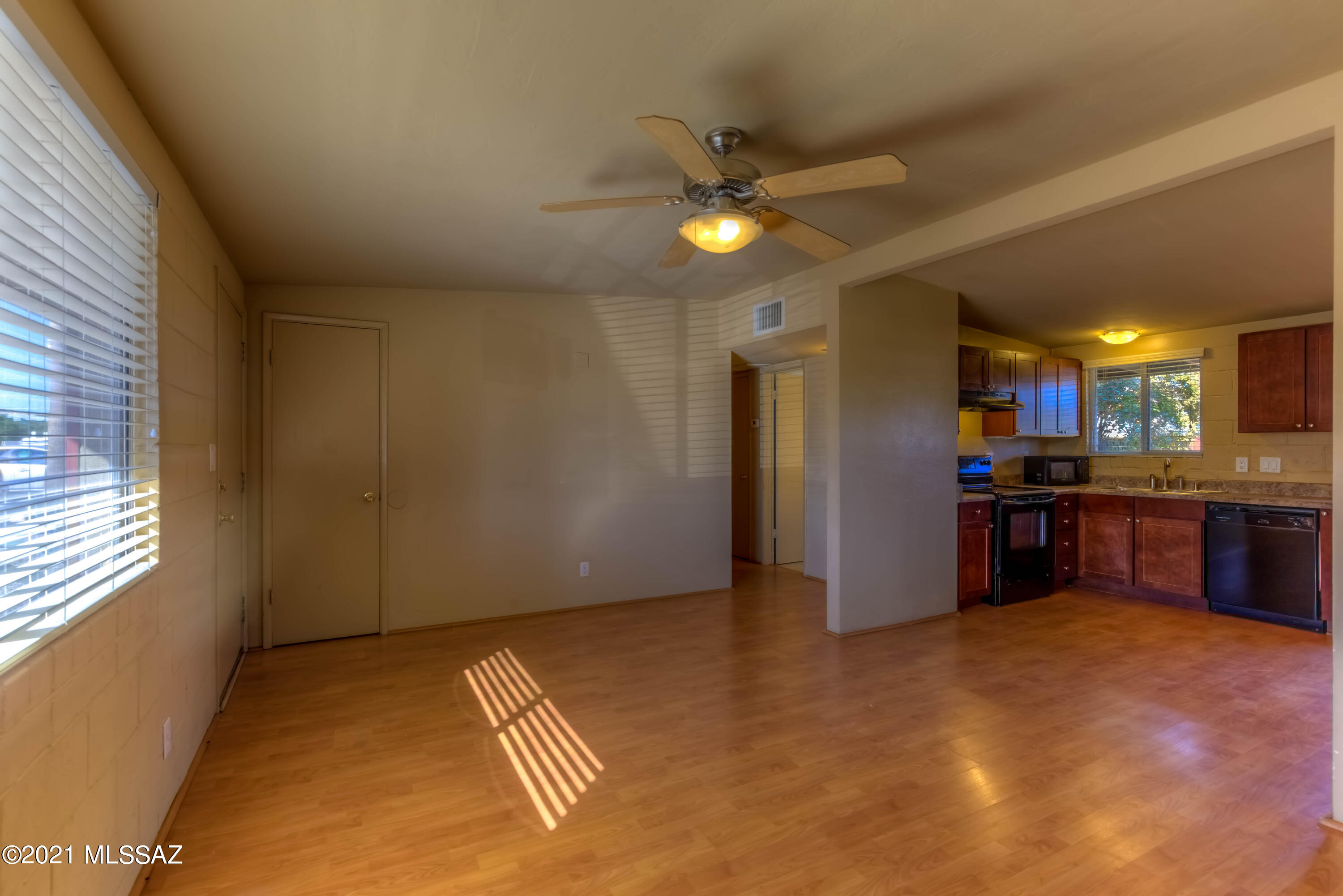 Columbus Park Condominiums (1-60) - Residential