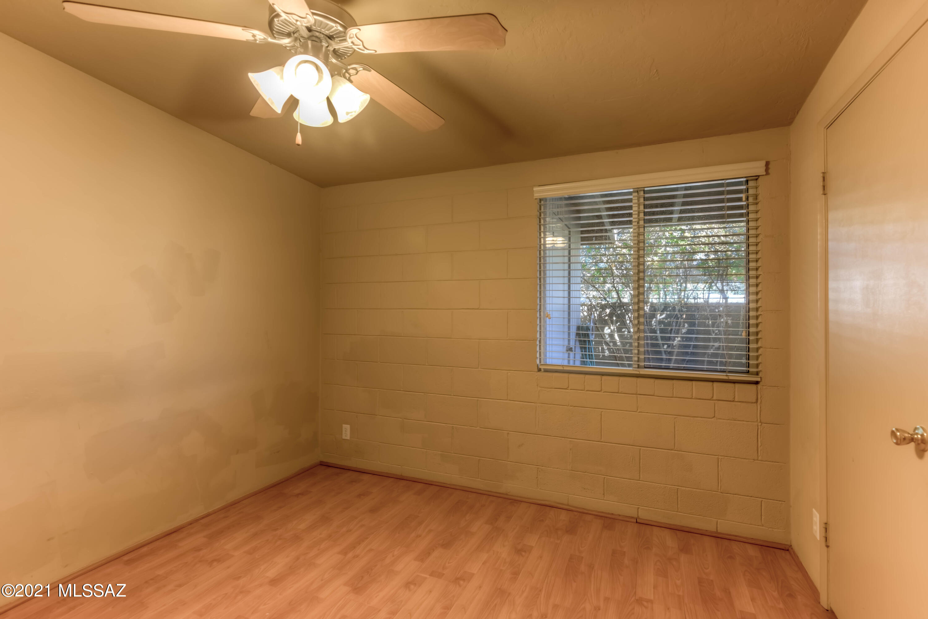 Columbus Park Condominiums (1-60) - Residential