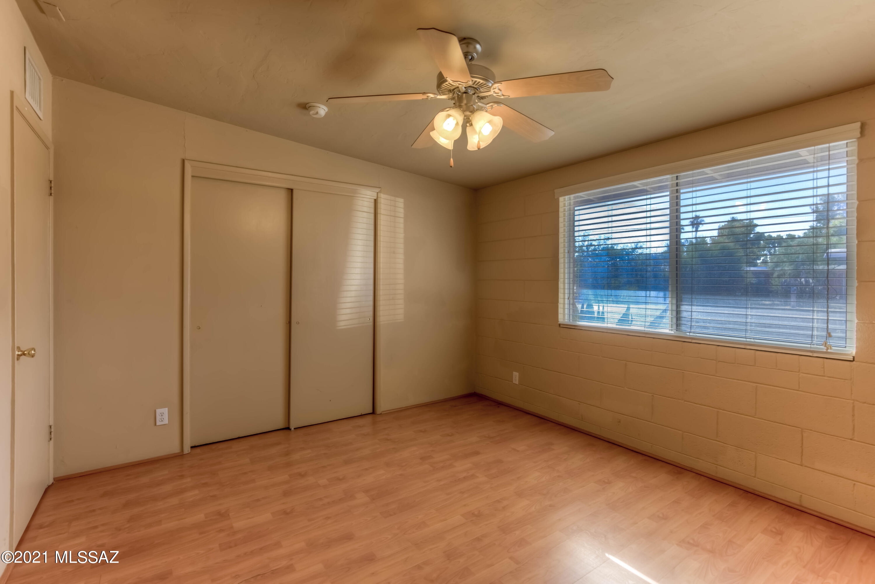 Columbus Park Condominiums (1-60) - Residential