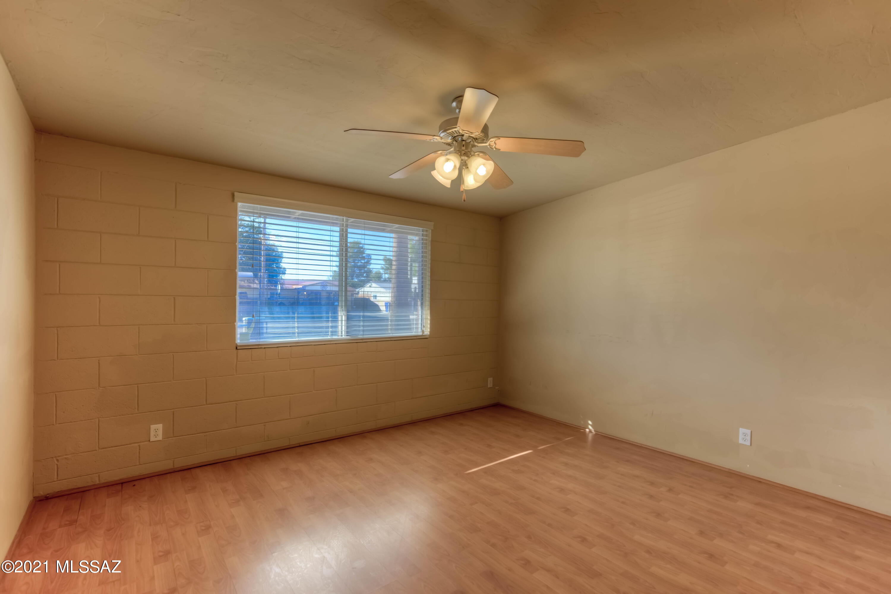 Columbus Park Condominiums (1-60) - Residential